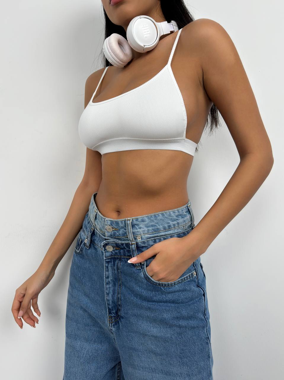 Low-cut Sports Bra – Brand: Black Fashion – Women & Kids, Baby Clothes Wholesale – TheBS Women