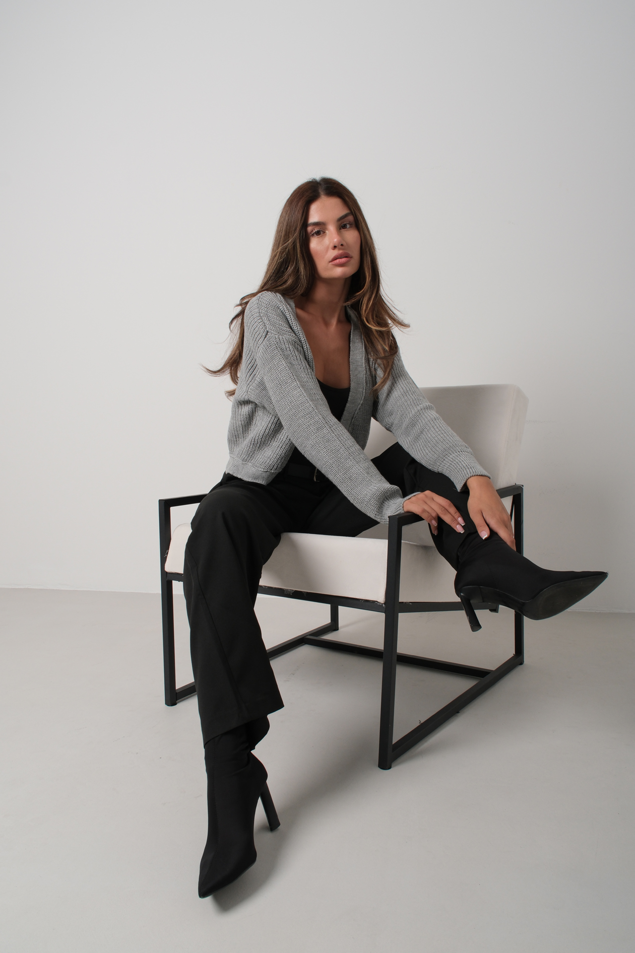 Crop Knitted Cardigan With Piping – Gray – Brand: Black Fashion – Women & Kids, Baby Clothes Wholesale – TheBS Women