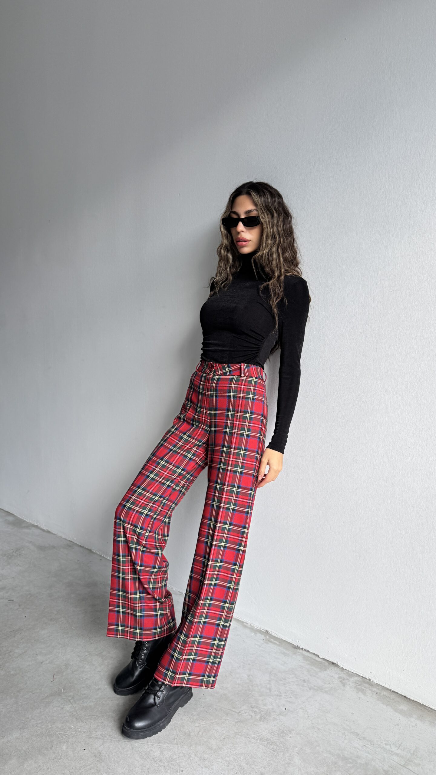 Plaid Palazo Trousers – Red – Brand: Cream Rouge – Women & Kids, Baby Clothes Wholesale – TheBS Women