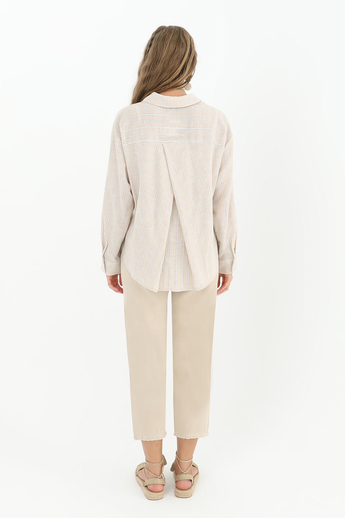 Loose Denim Trousers - Mink - Brand: SOUL - Women & Kids, Baby Clothes Wholesale - TheBS Women Loose Denim Trousers - Mink - Brand: SOUL - Women & Kids, Baby Clothes Wholesale - TheBS Women