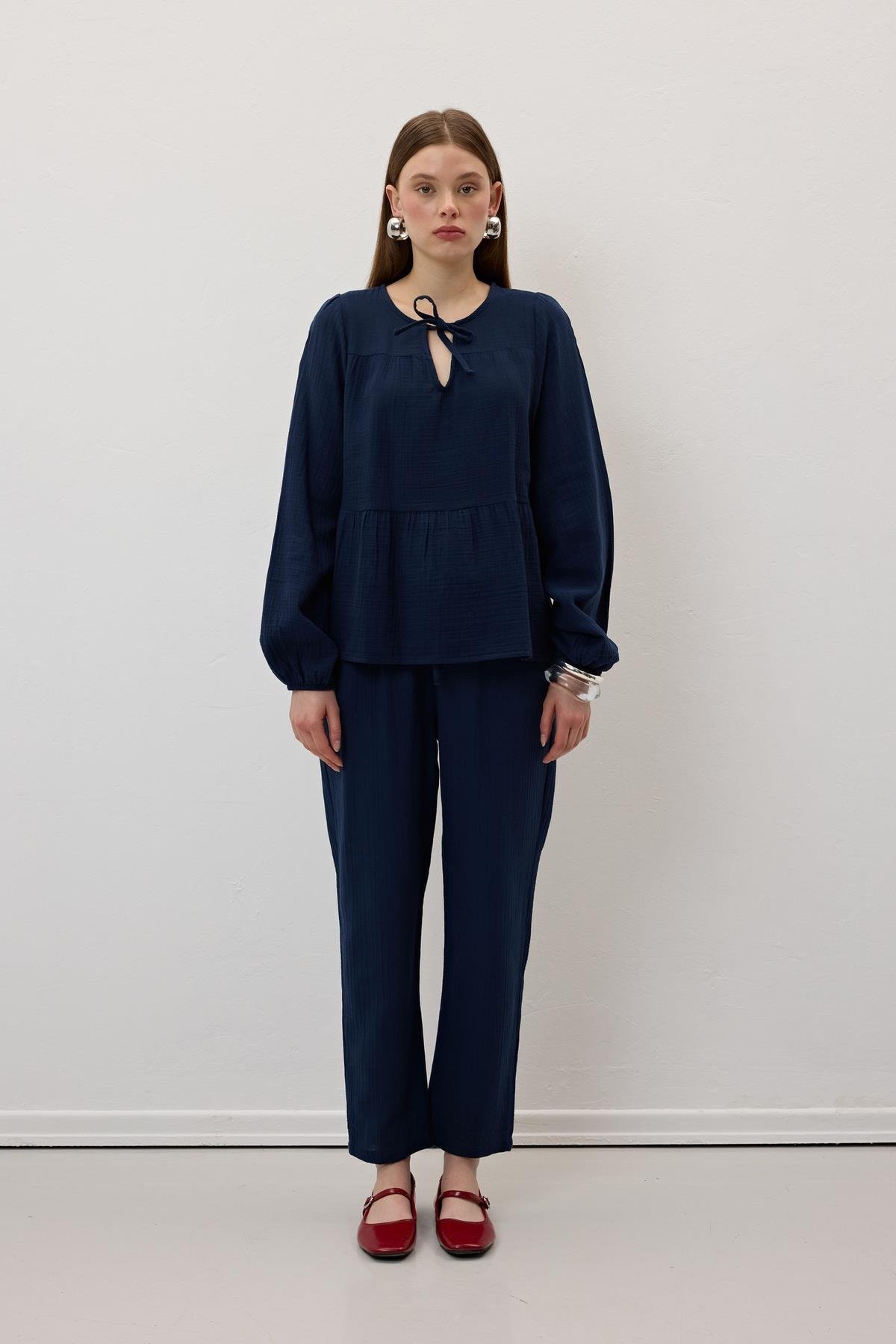 Mueslin Salaş Elastic Waist Women's Pants Navy - Brand: Levure - Women & Kids, Baby Clothes Wholesale - TheBS Women Mueslin Salaş Elastic Waist Women's Pants Navy - Brand: Levure - Women & Kids, Baby Clothes Wholesale - TheBS Women