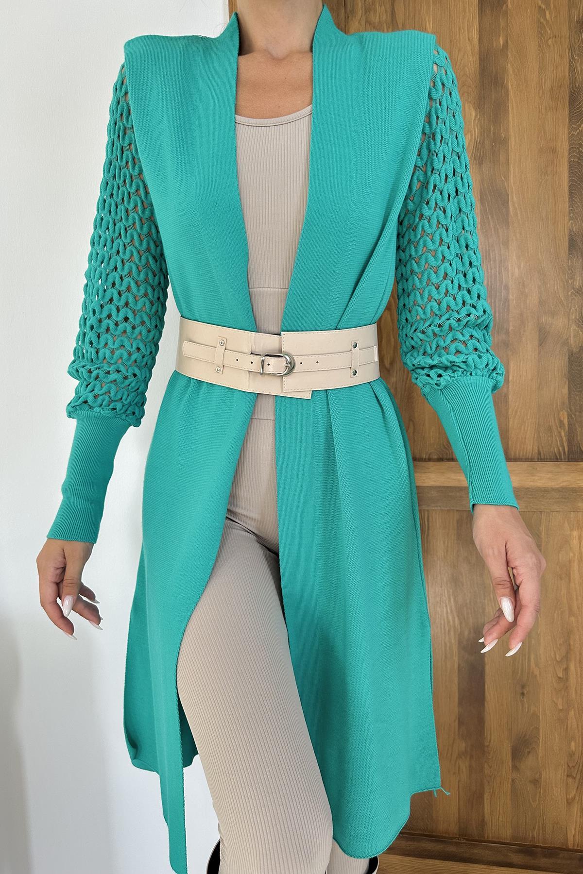 Knitted Cardigan With Braided Sleeves – Brand: Elisa – Women & Kids, Baby Clothes Wholesale – TheBS Women