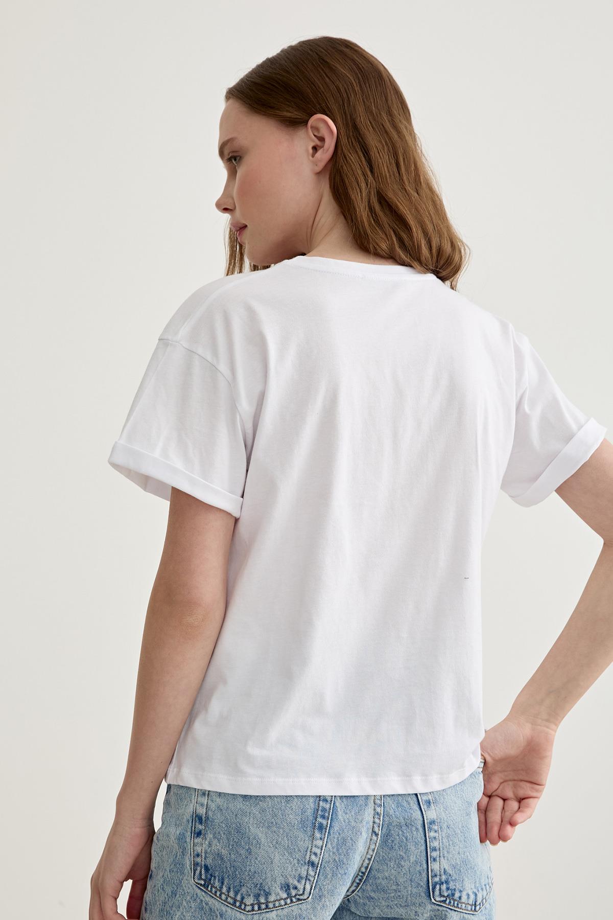 Printed T-Shirt - Brand: Levure - Women & Kids, Baby Clothes Wholesale - TheBS Women