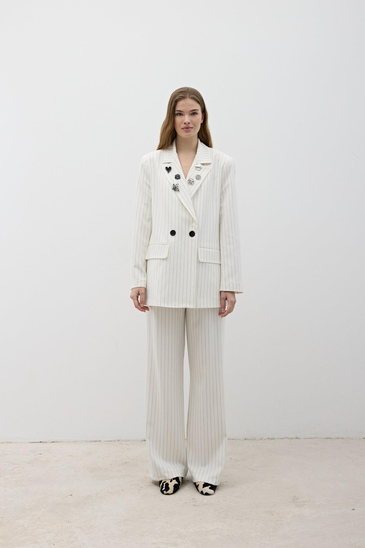 Front Button Detailed Zipper Pants - Brand: Levure - Women & Kids, Baby Clothes Wholesale - TheBS Women Front Button Detailed Zipper Pants - Brand: Levure - Women & Kids, Baby Clothes Wholesale - TheBS Women