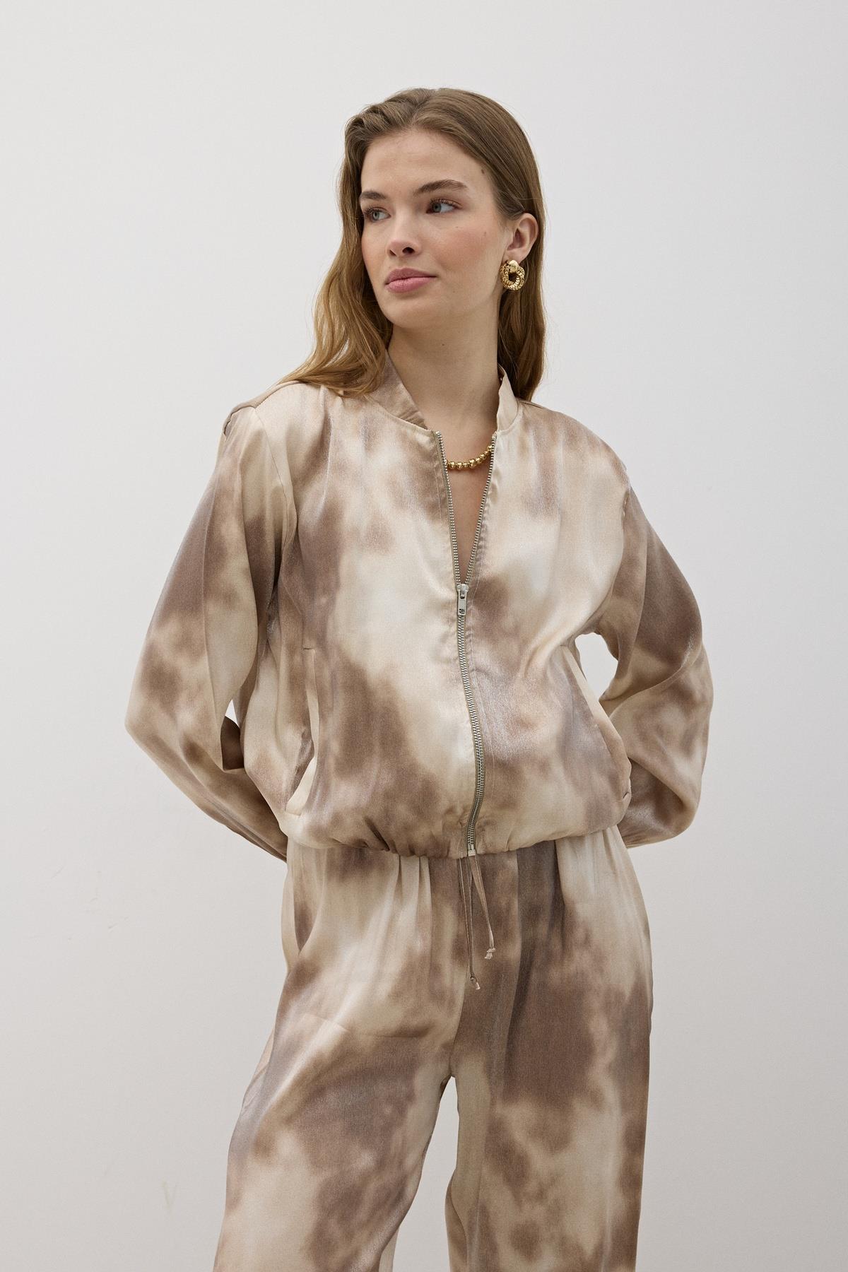 Satin JacketWith Front Zipper - Brand: Levure - Women & Kids, Baby Clothes Wholesale - TheBS Women Satin JacketWith Front Zipper - Brand: Levure - Women & Kids, Baby Clothes Wholesale - TheBS Women