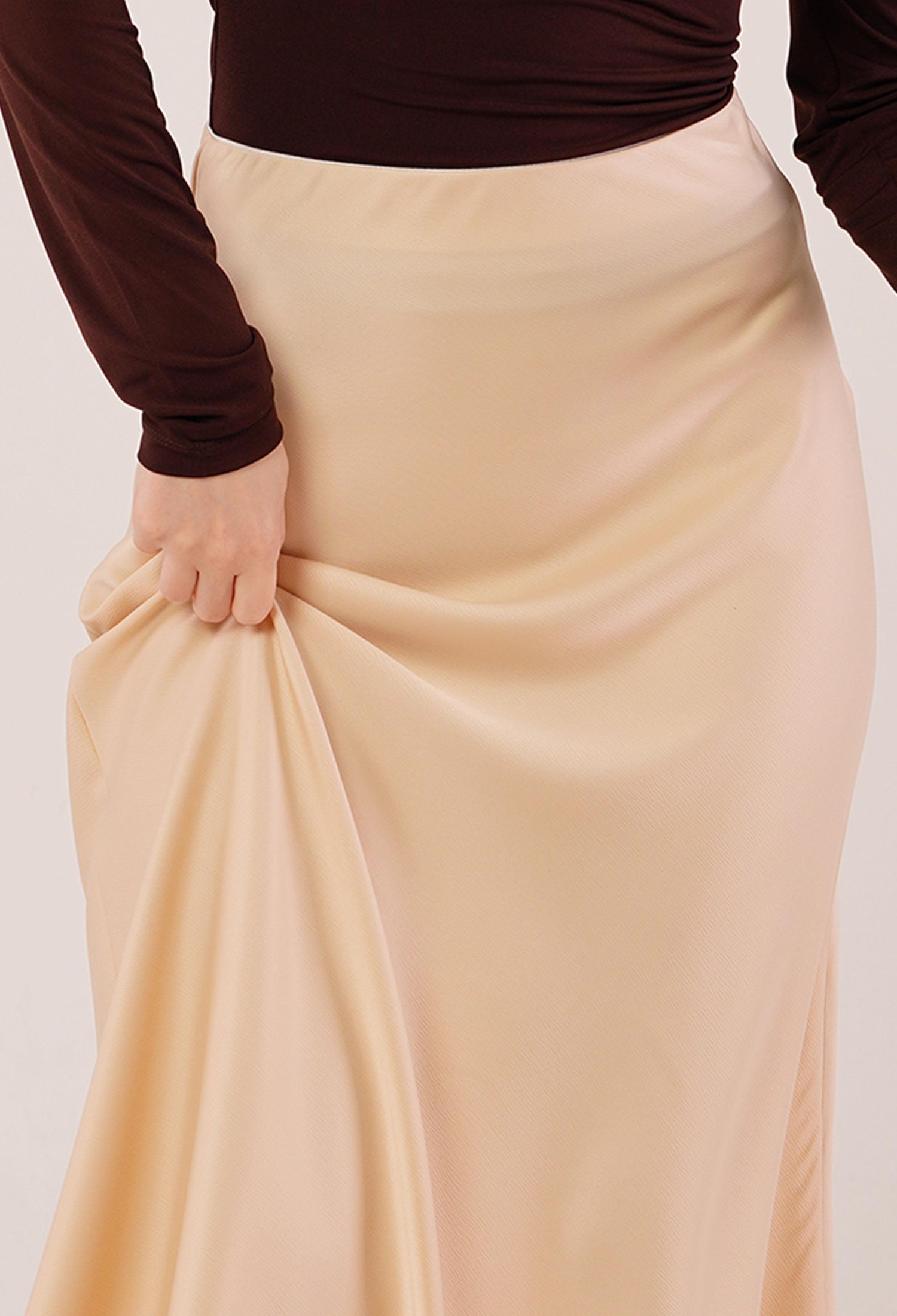 Bell Cut MidiWholesale Satin Skirt - Brand: Lustrin - Women & Kids, Baby Clothes Wholesale - TheBS Women