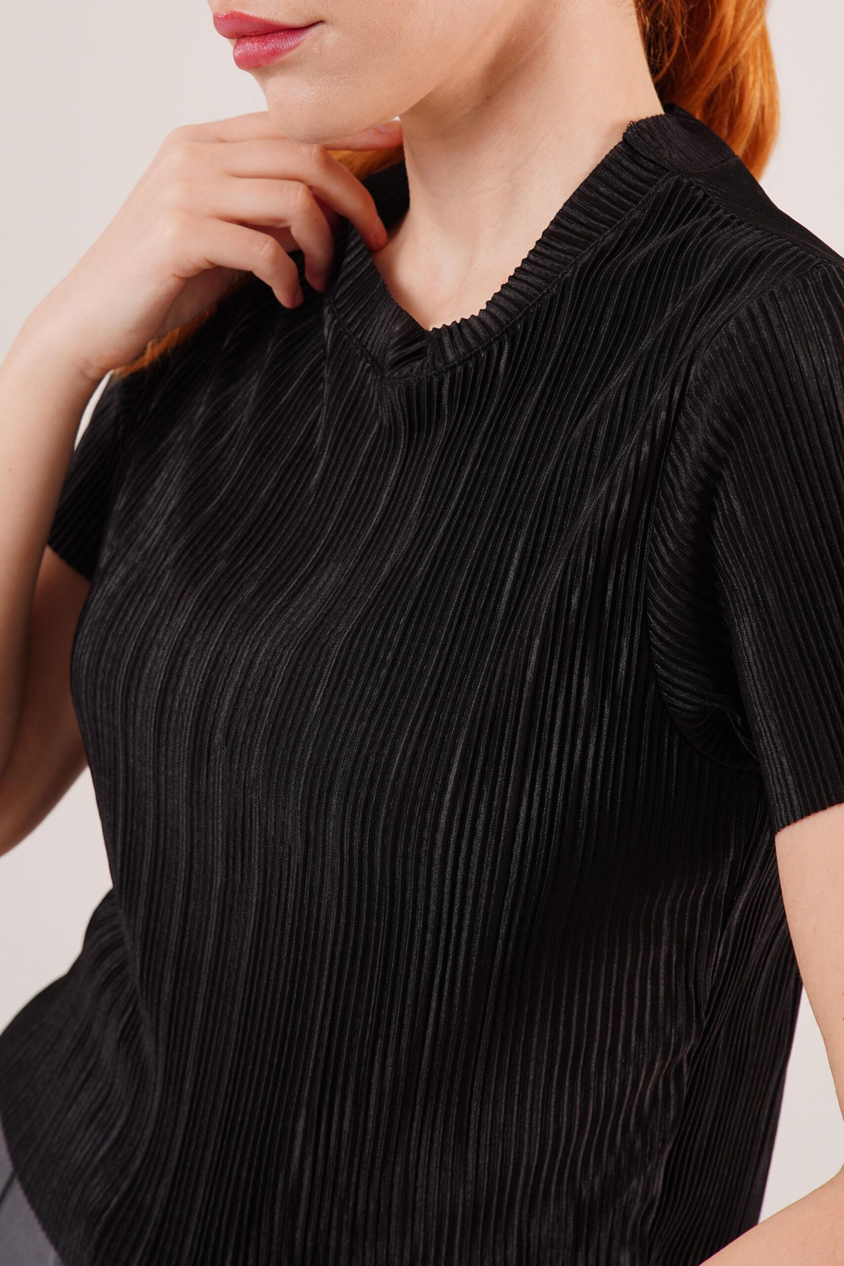 Ribbed Short Sleeve Shiny WholesaleBlouse - Brand: Lustrin - Women & Kids, Baby Clothes Wholesale - TheBS Women