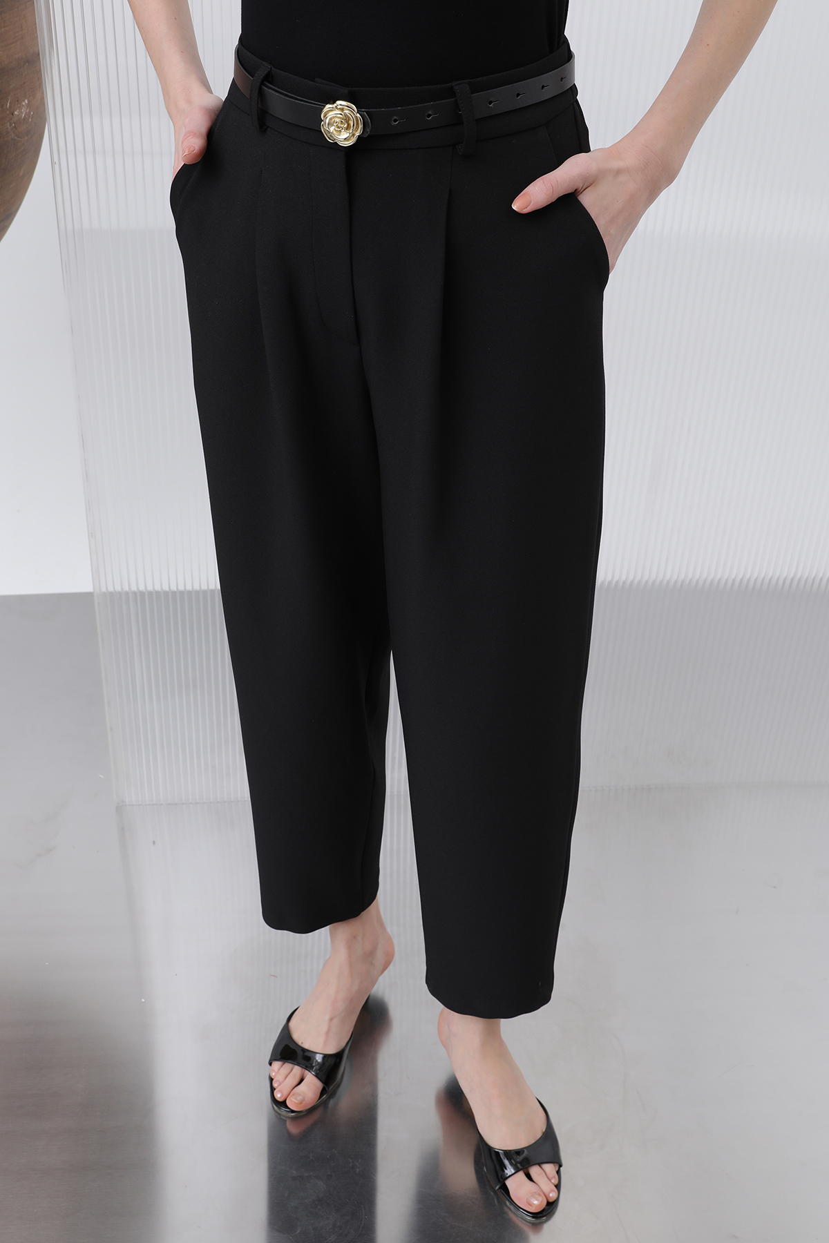 Women’s Pleated Pants – Brand: Puane – Women & Kids, Baby Clothes Wholesale – TheBS Women