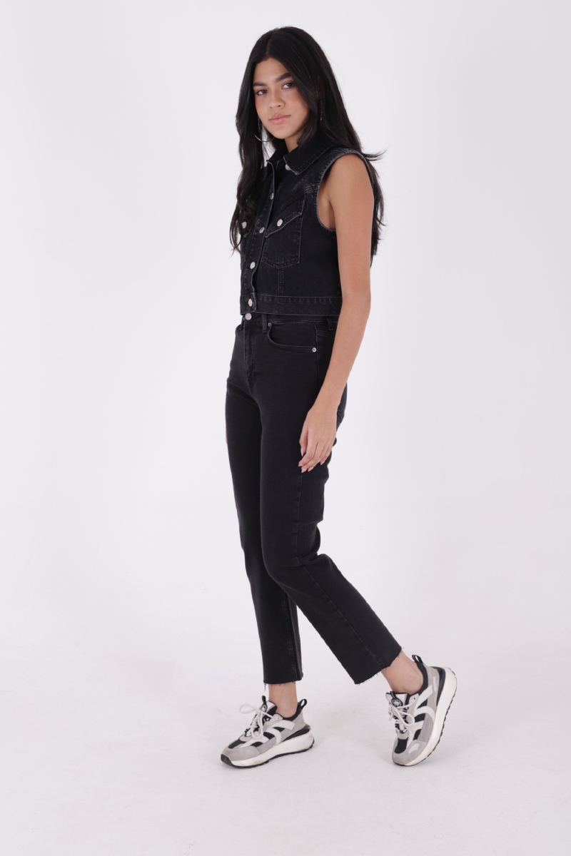 Seamless Leg Mom Fit Jeans - Brand: XLove - Women & Kids, Baby Clothes Wholesale - TheBS Women Seamless Leg Mom Fit Jeans - Brand: XLove - Women & Kids, Baby Clothes Wholesale - TheBS Women