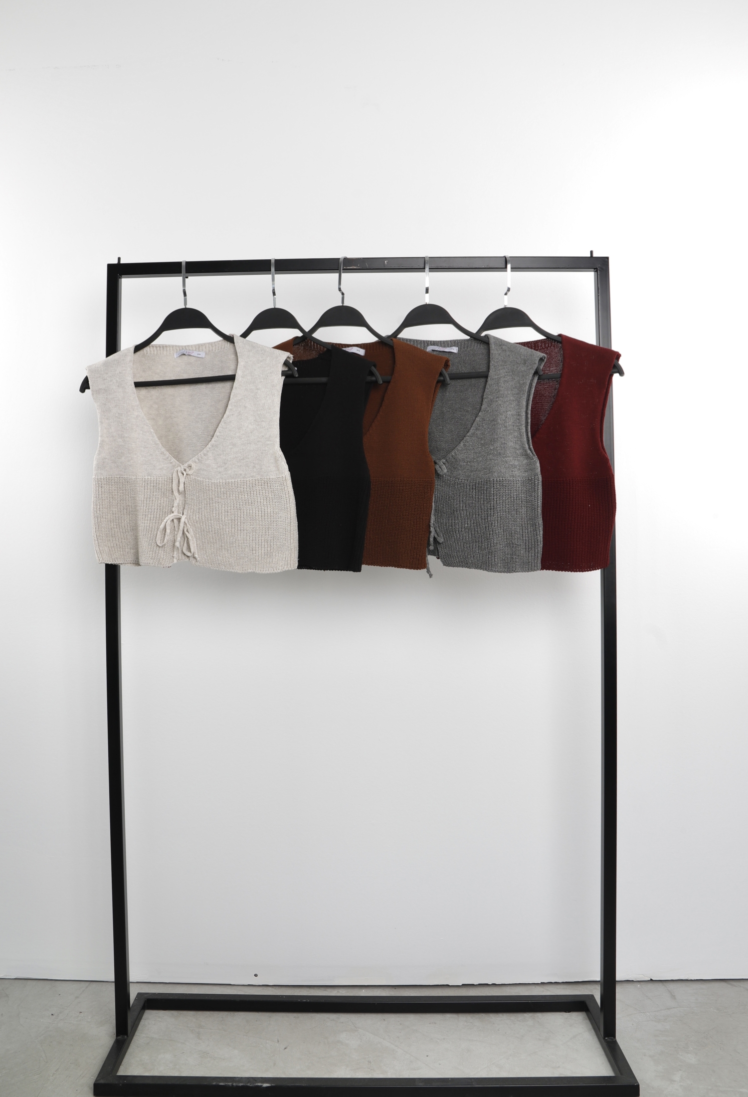 Thessaloniki Vest - Brand: Cream Rouge - Women & Kids, Baby Clothes Wholesale - TheBS Women