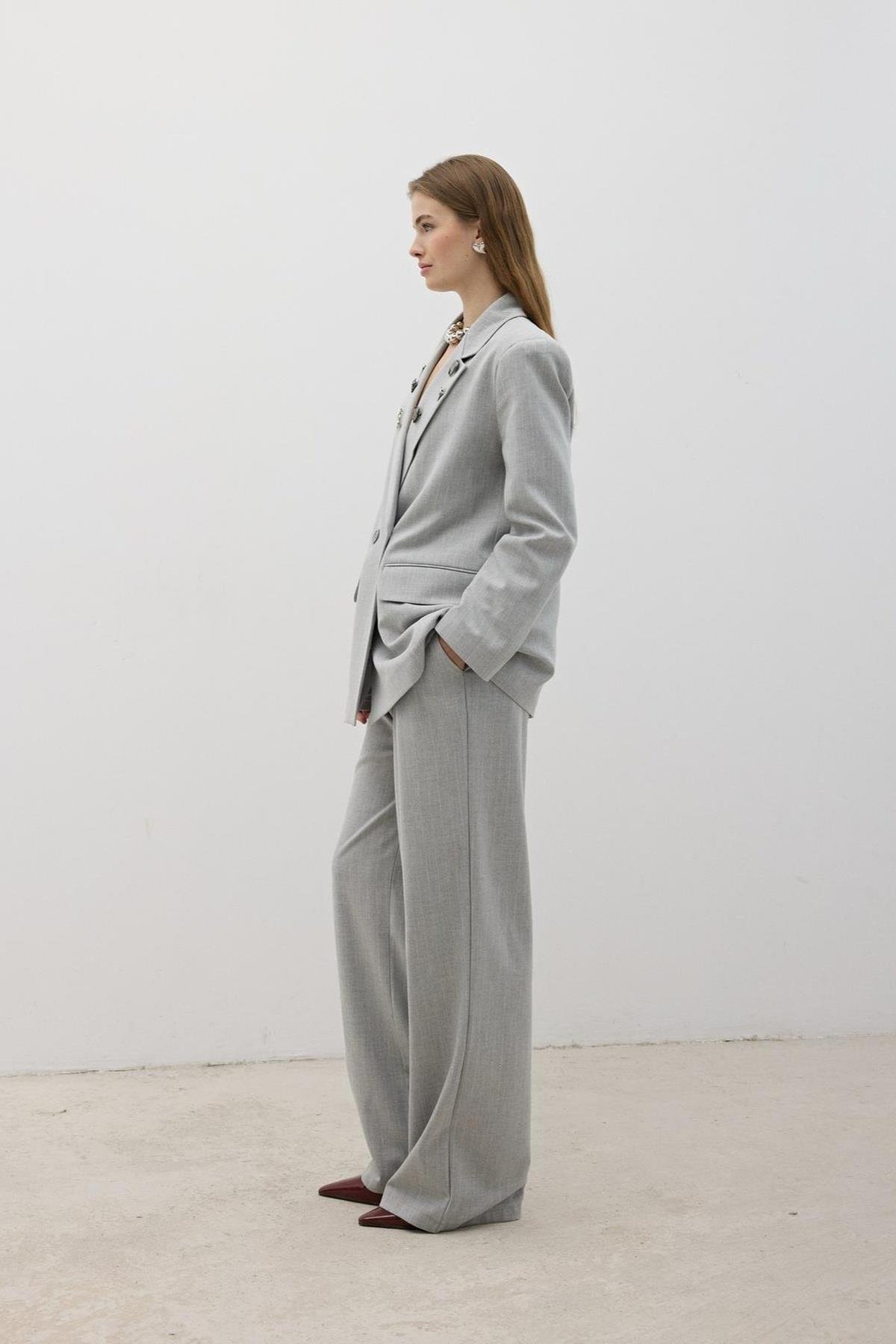 Front Zipper Button Detailed Pants - Brand: Levure - Women & Kids, Baby Clothes Wholesale - TheBS Women Front Zipper Button Detailed Pants - Brand: Levure - Women & Kids, Baby Clothes Wholesale - TheBS Women