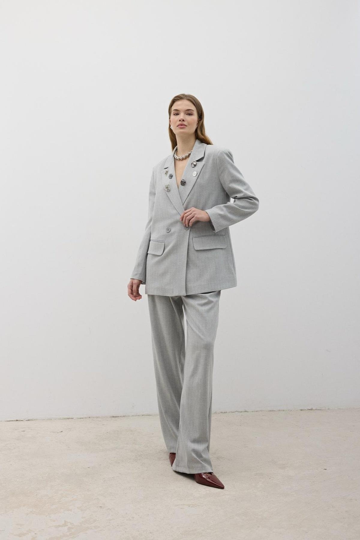 Front Zipper Button Detailed Pants - Brand: Levure - Women & Kids, Baby Clothes Wholesale - TheBS Women Front Zipper Button Detailed Pants - Brand: Levure - Women & Kids, Baby Clothes Wholesale - TheBS Women