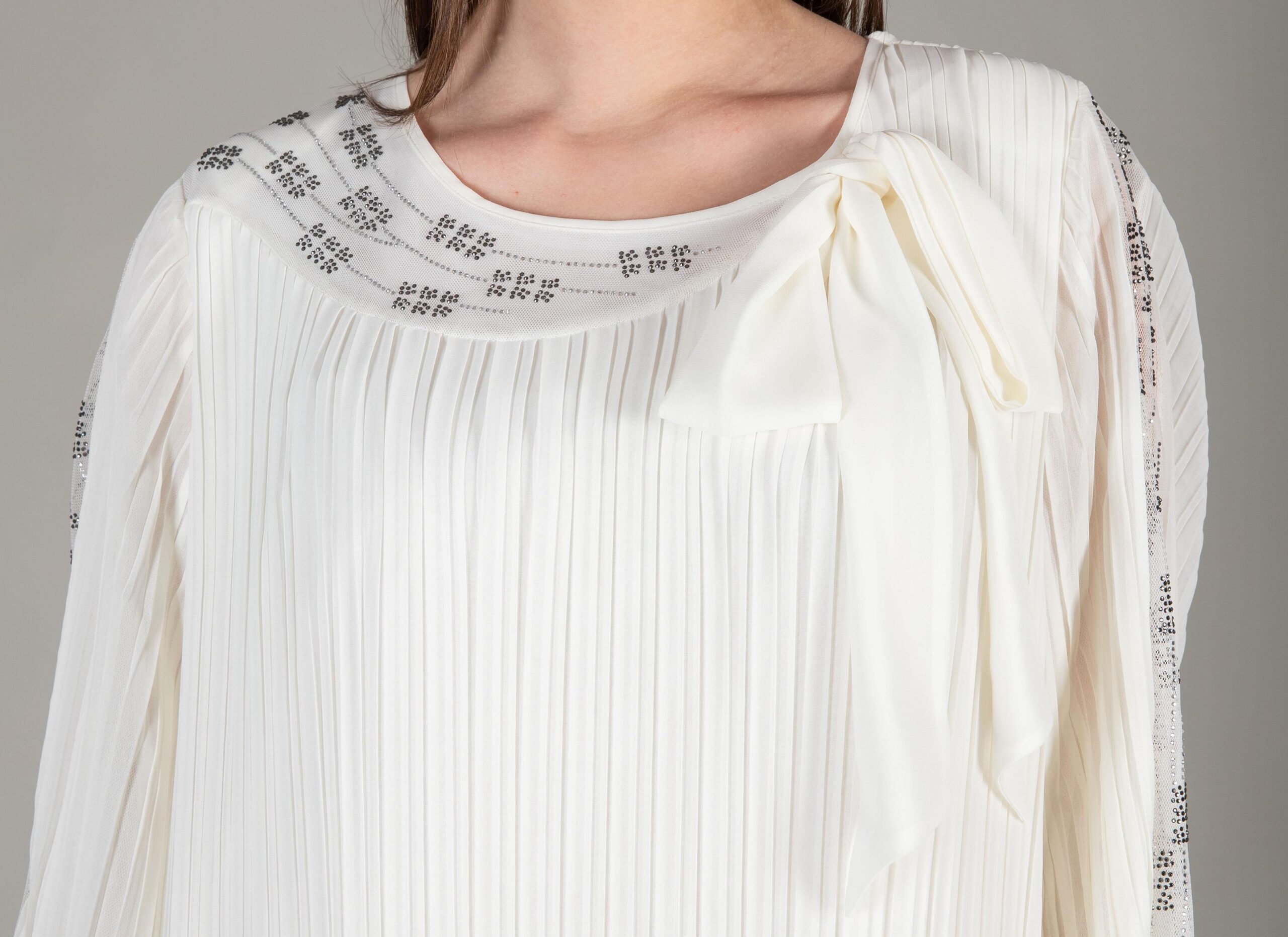 Round Neck Tulle Chiffon Dress – Brand: GUMANIZE – Women & Kids, Baby Clothes Wholesale – TheBS Women