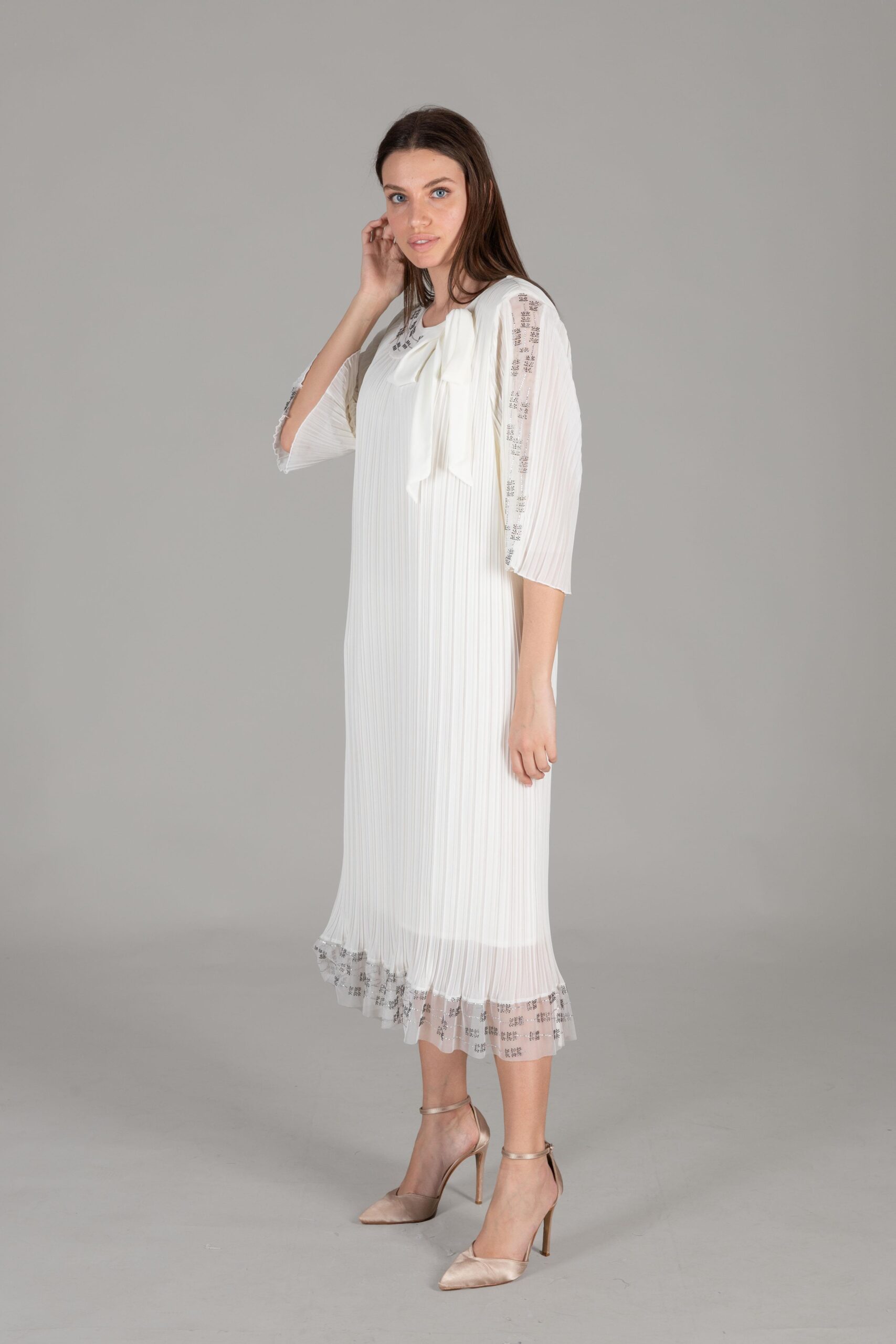 Round Neck Tulle Chiffon Dress – Brand: GUMANIZE – Women & Kids, Baby Clothes Wholesale – TheBS Women