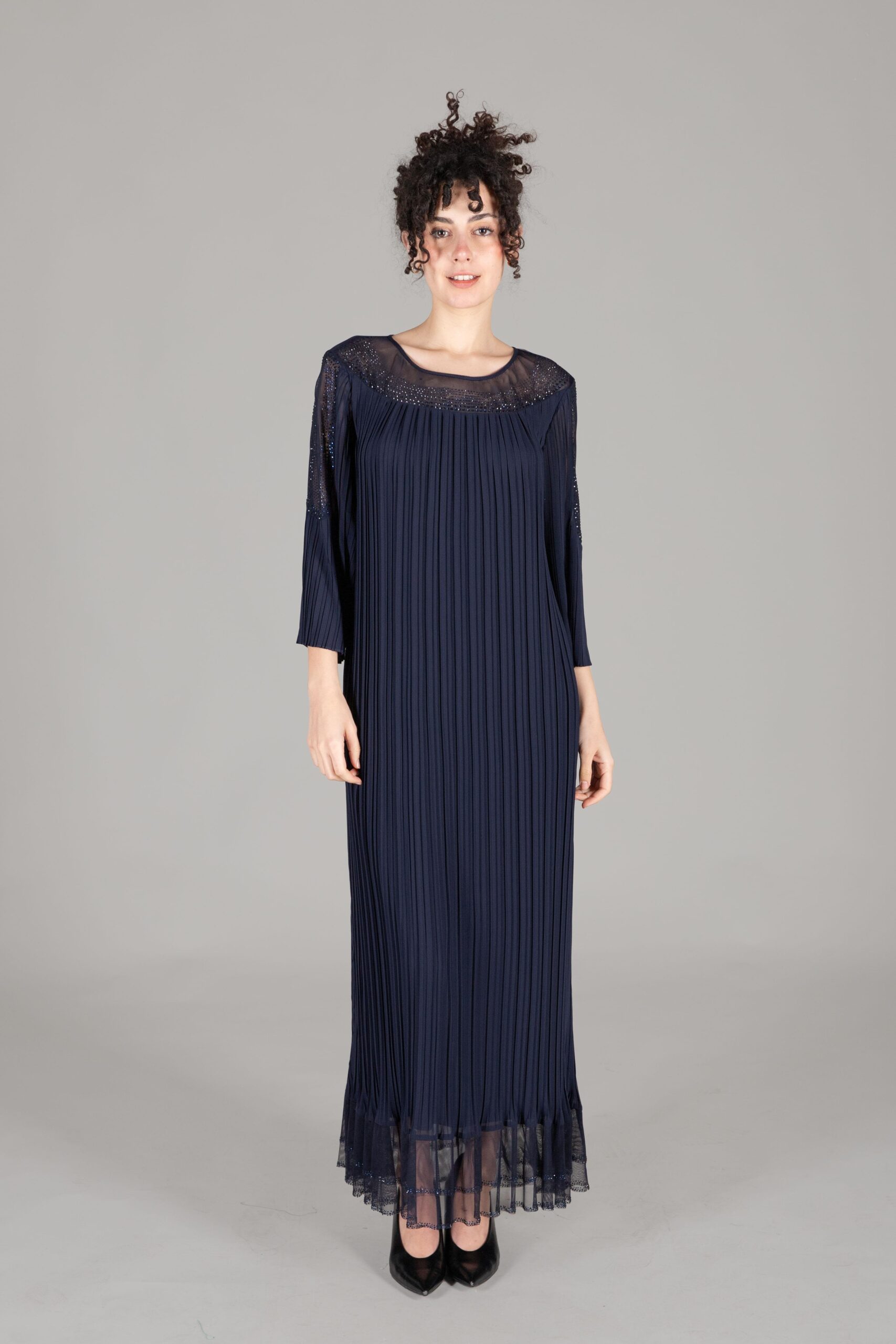 Oval Collar Stone Pleated Dress – Brand: GUMANIZE – Women & Kids, Baby Clothes Wholesale – TheBS Women