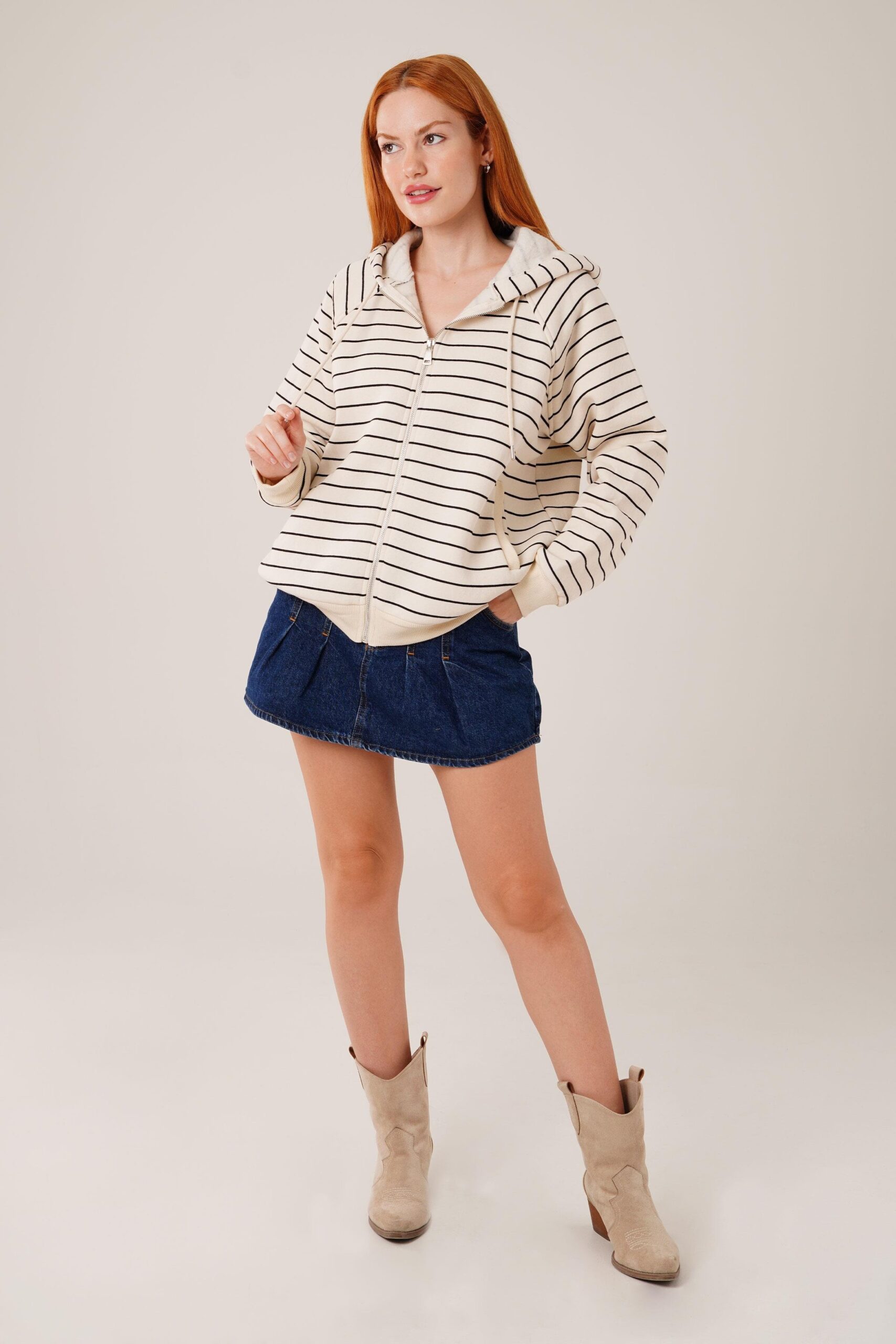 Wholesale Stone Cardigan With Hooded Zipper Stripes – Brand: Lustrin – Women & Kids, Baby Clothes Wholesale – TheBS Women