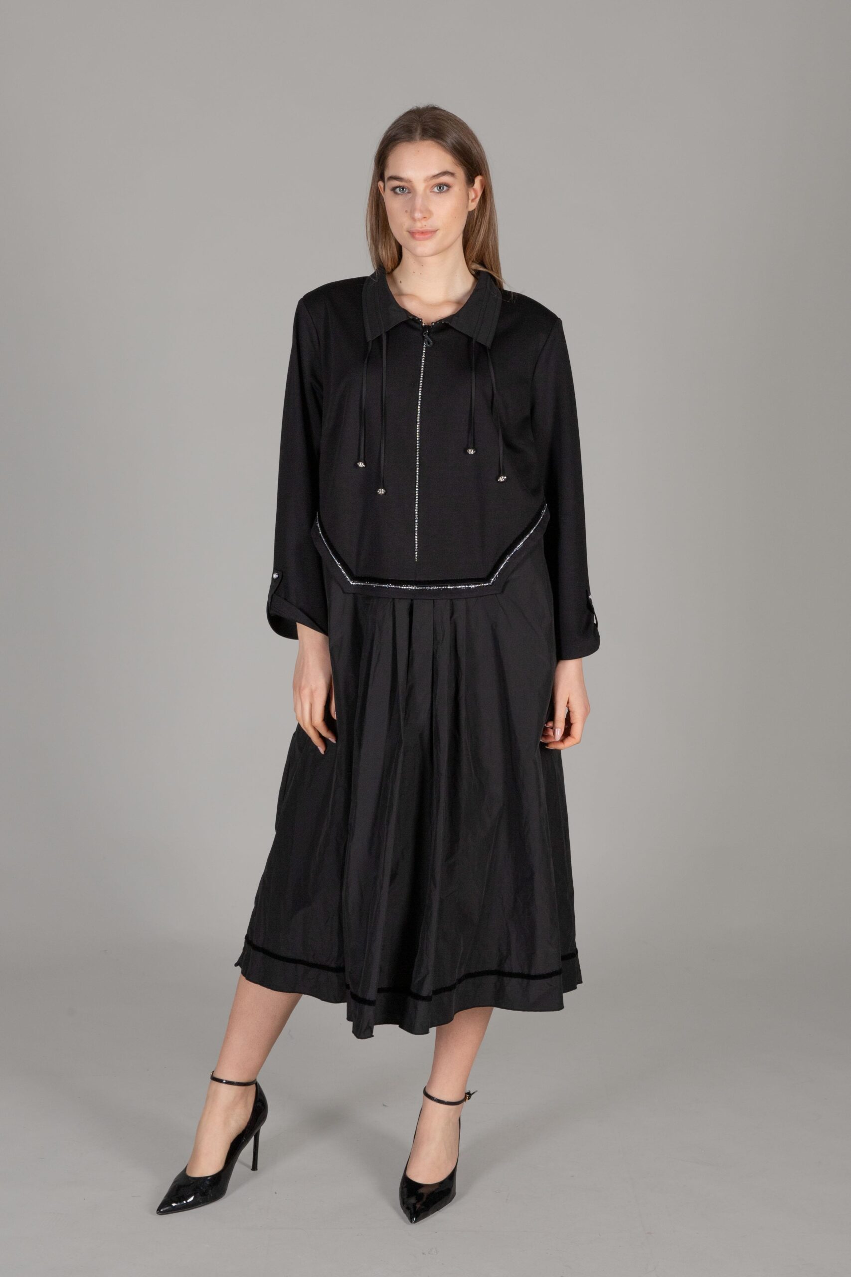 Round Neck Tatya Dress – Black – Brand: GUMANIZE – Women & Kids, Baby Clothes Wholesale – TheBS Women