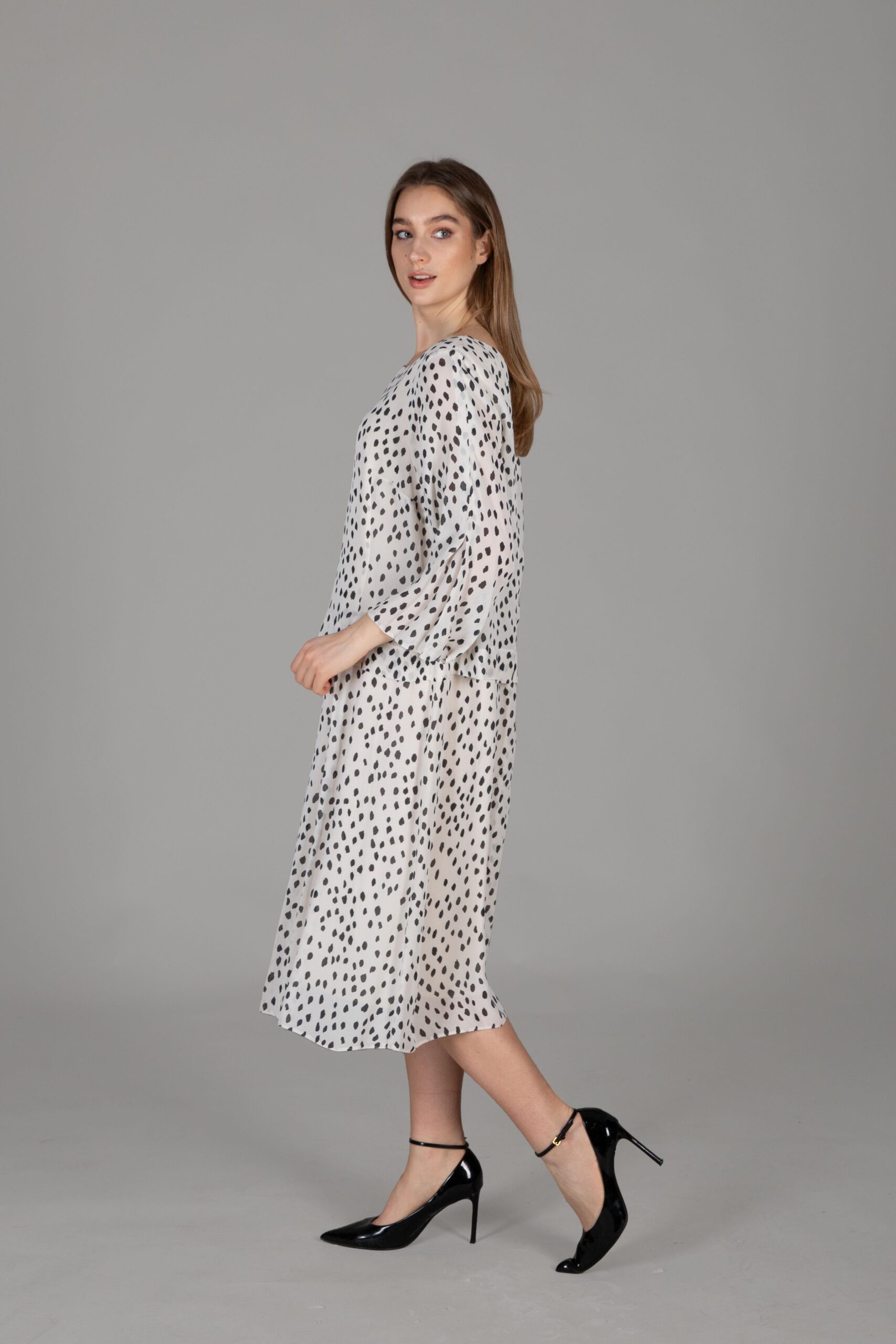 Round Neck Dress - Brand: GUMANIZE - Women & Kids, Baby Clothes Wholesale - TheBS Women Round Neck Dress - Brand: GUMANIZE - Women & Kids, Baby Clothes Wholesale - TheBS Women