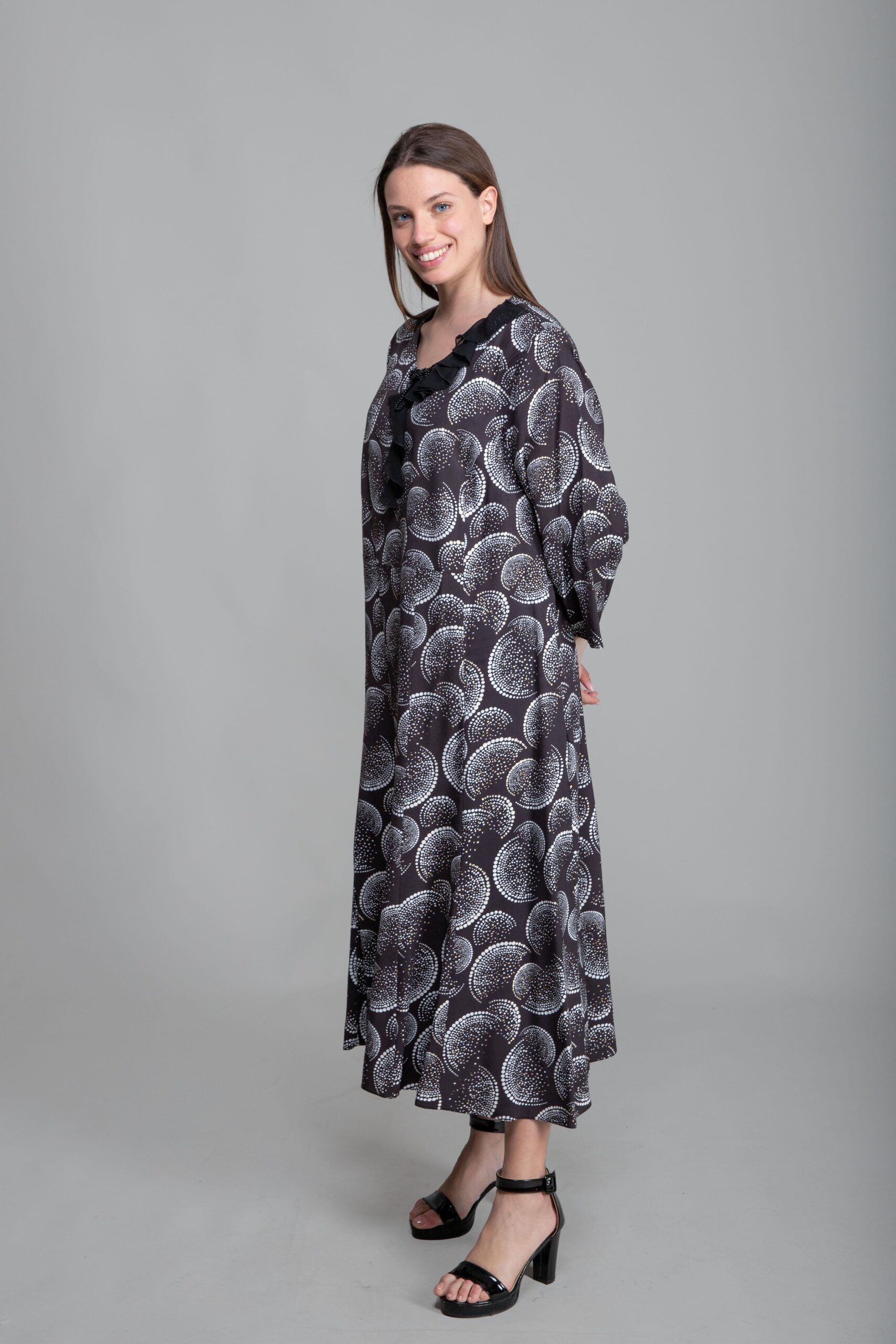 Round Neck Flush Empirme Dress - Brand: GUMANIZE - Women & Kids, Baby Clothes Wholesale - TheBS Women Round Neck Flush Empirme Dress - Brand: GUMANIZE - Women & Kids, Baby Clothes Wholesale - TheBS Women