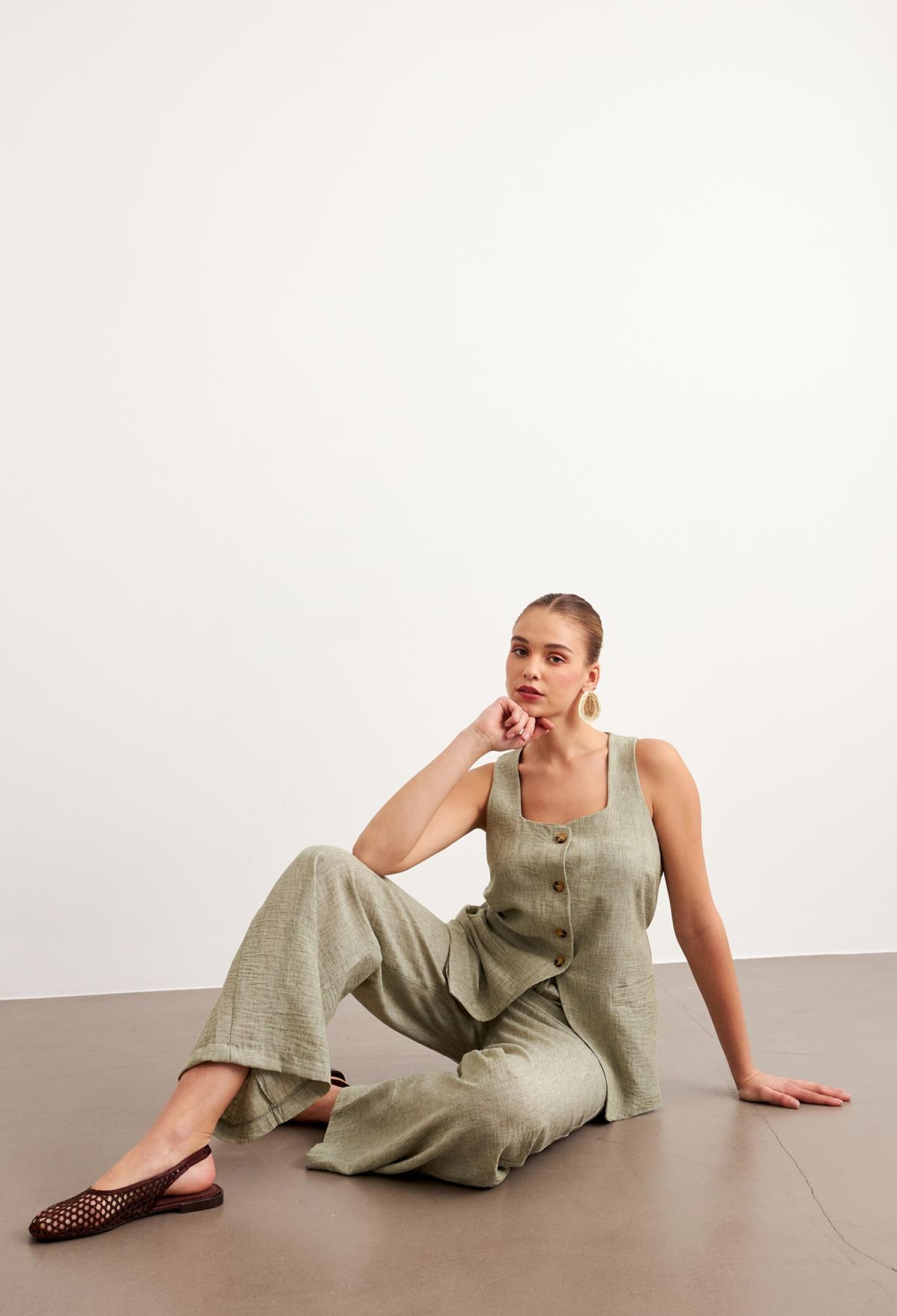 Elastic Waist Linen Pants - Brand: Levure - Women & Kids, Baby Clothes Wholesale - TheBS Women