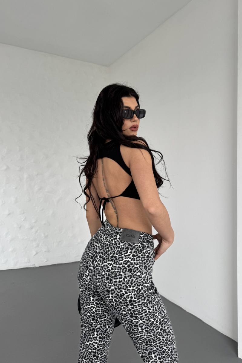 Mom Fit Jeans - Brand: XLove - Women & Kids, Baby Clothes Wholesale - TheBS Women Mom Fit Jeans - Brand: XLove - Women & Kids, Baby Clothes Wholesale - TheBS Women