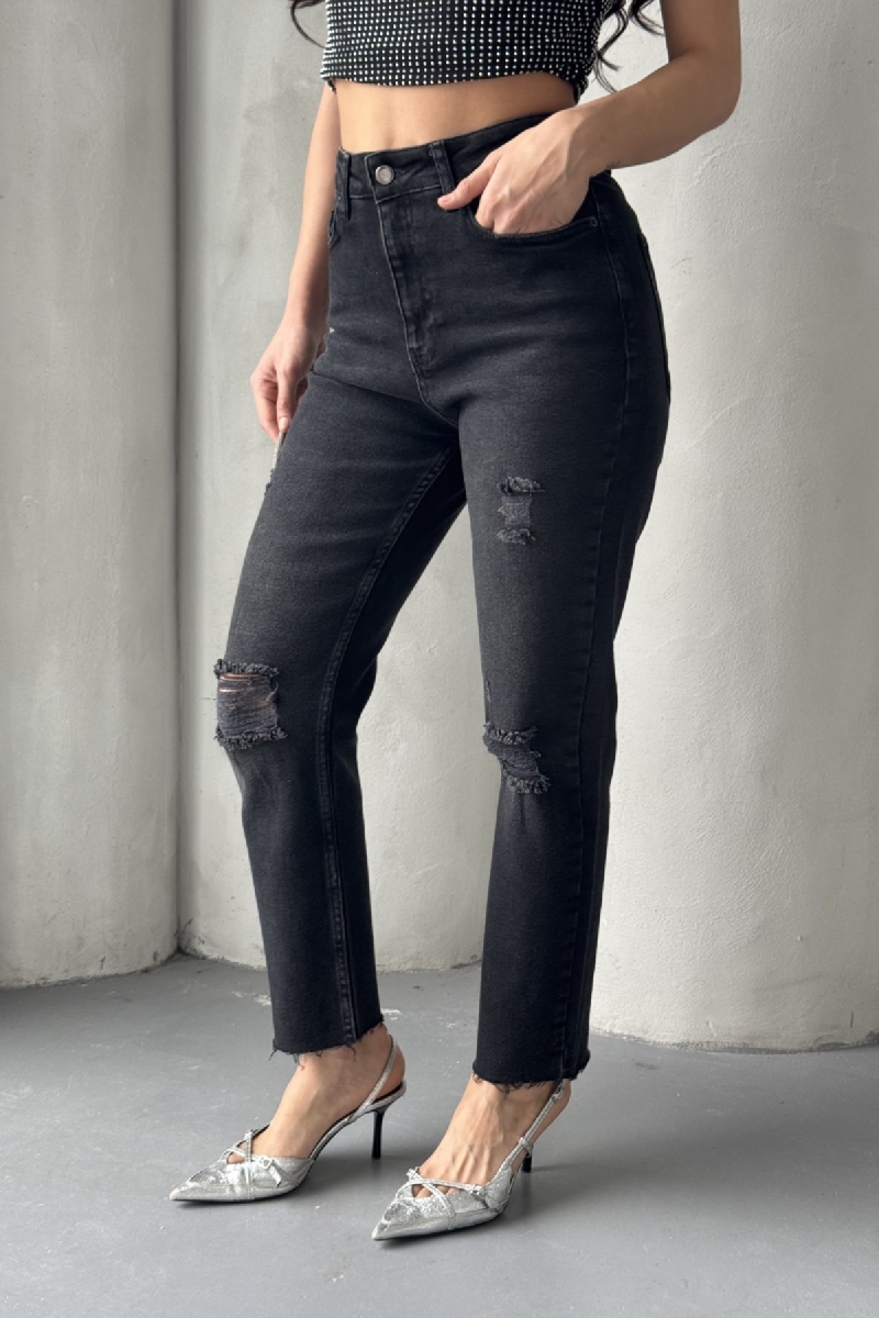 Mom Fit Jeans - Brand: XLove - Women & Kids, Baby Clothes Wholesale - TheBS Women Mom Fit Jeans - Brand: XLove - Women & Kids, Baby Clothes Wholesale - TheBS Women