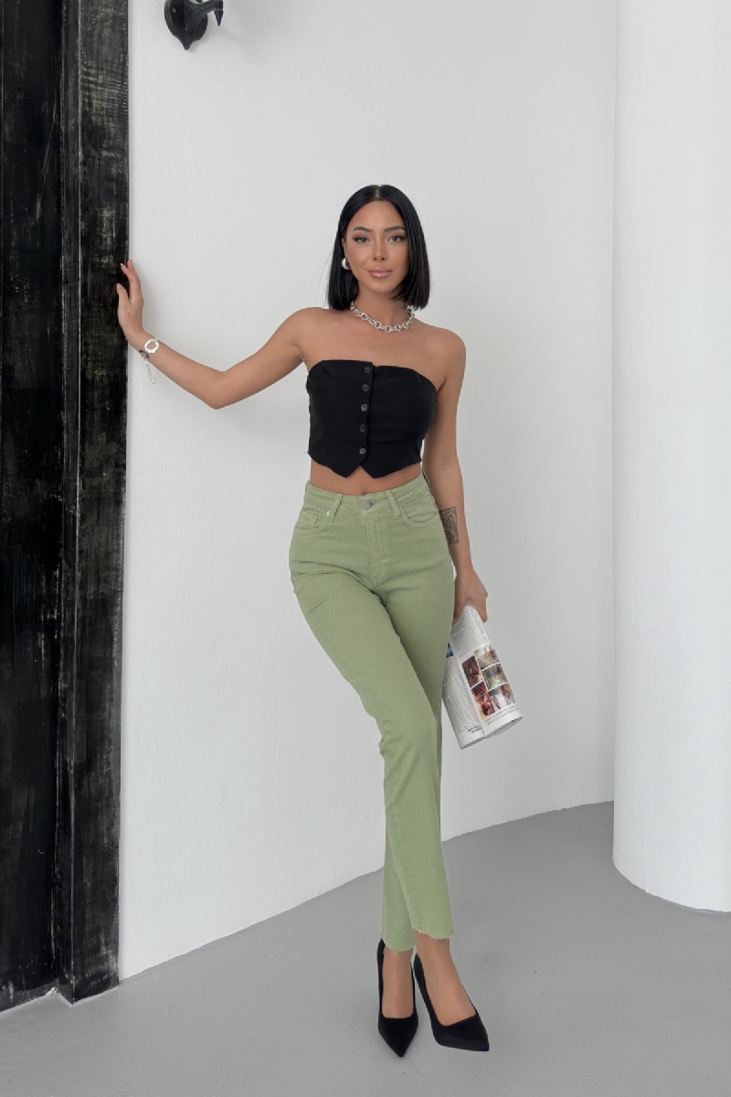 Seamless Leg Mom Fit Jeans - Brand: XLove - Women & Kids, Baby Clothes Wholesale - TheBS Women Seamless Leg Mom Fit Jeans - Brand: XLove - Women & Kids, Baby Clothes Wholesale - TheBS Women