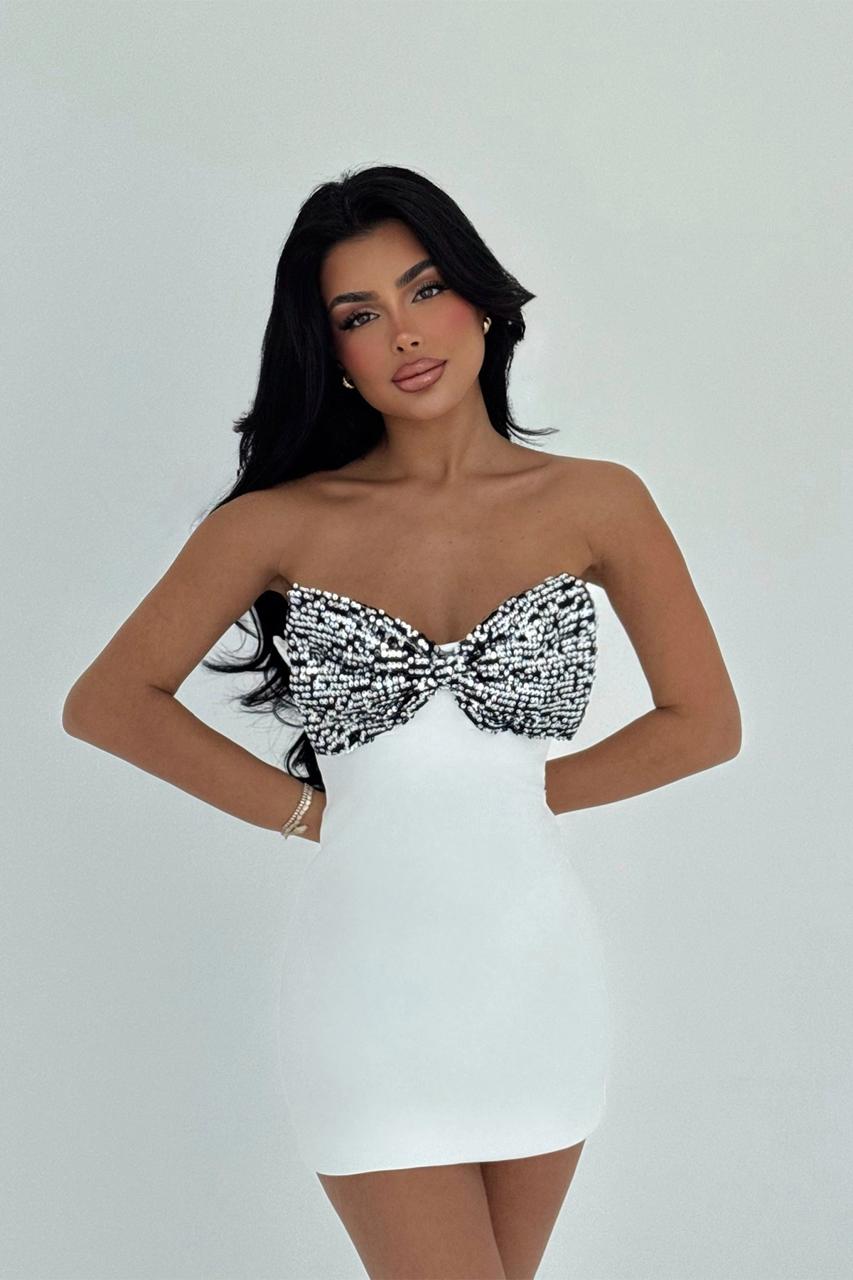 Sequin Detail Strapless Dress – Brand: EYYO ATELIER – Women & Kids, Baby Clothes Wholesale – TheBS Women