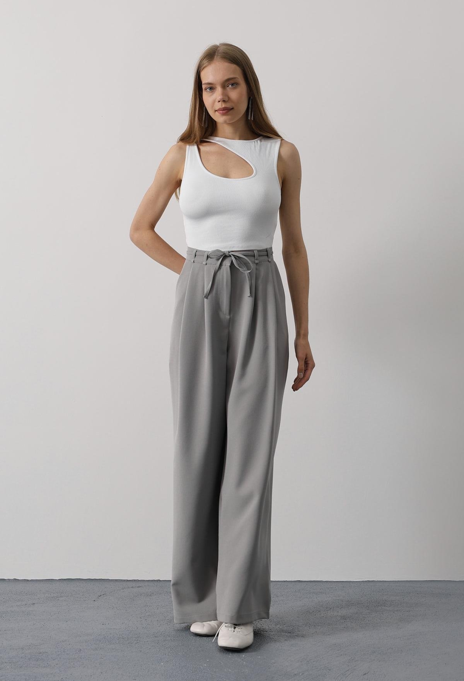 Pleated Lace-up Oversize Pants - Brand: Reyon - Women & Kids, Baby Clothes Wholesale - TheBS Women