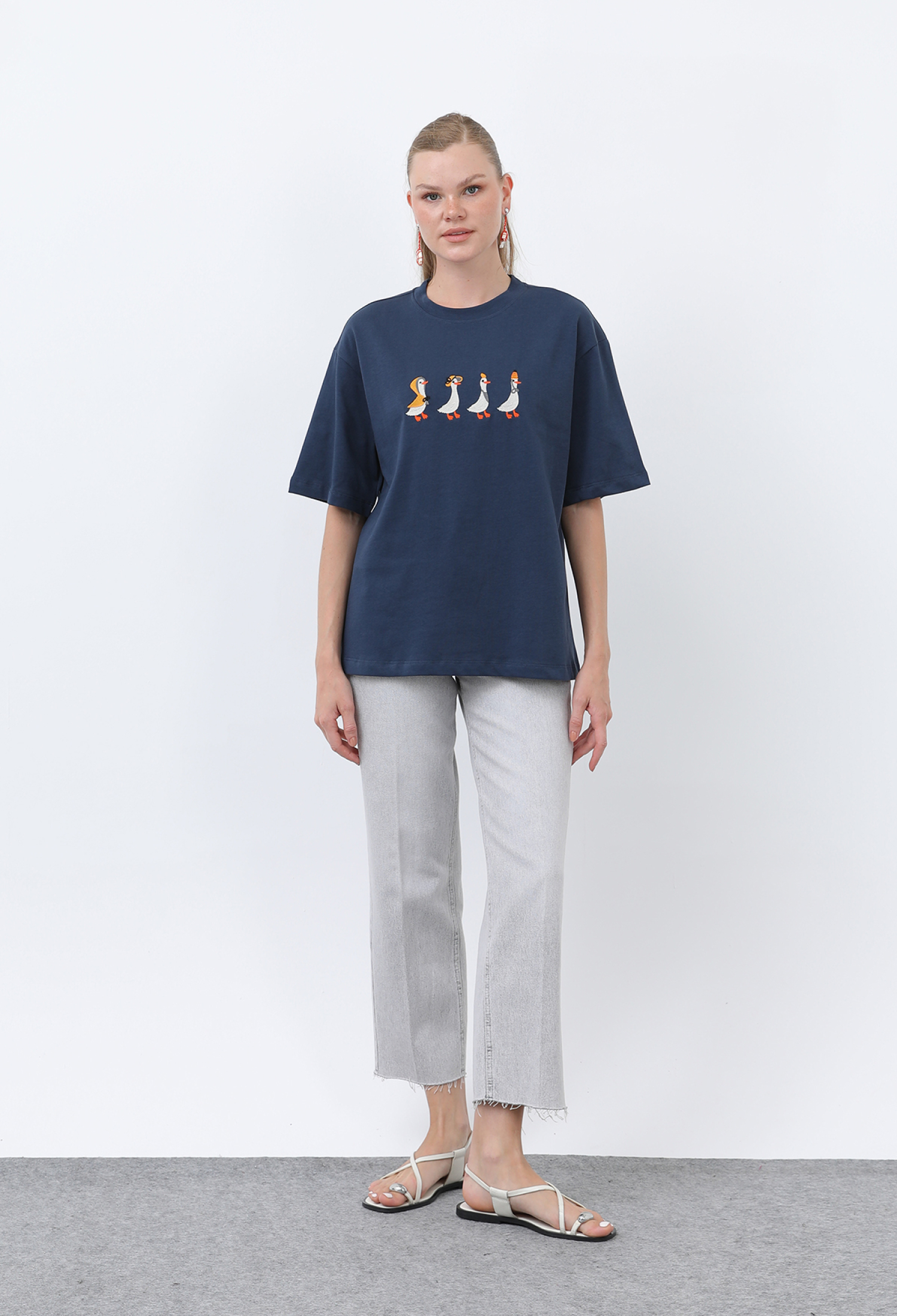 NavyOversized Fit Casual Tshirt - Brand: SOUL - Women & Kids, Baby Clothes Wholesale - TheBS Women