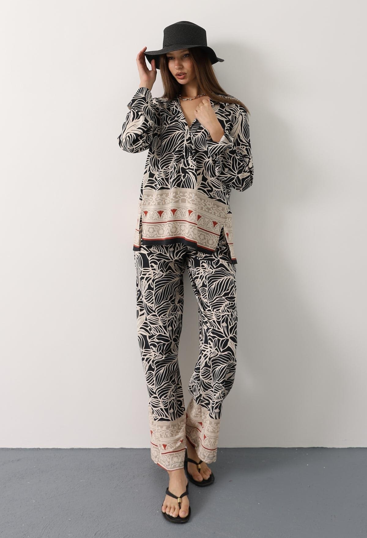 Elegant Ethnic Set - Brand: Reyon - Women & Kids, Baby Clothes Wholesale - TheBS Women