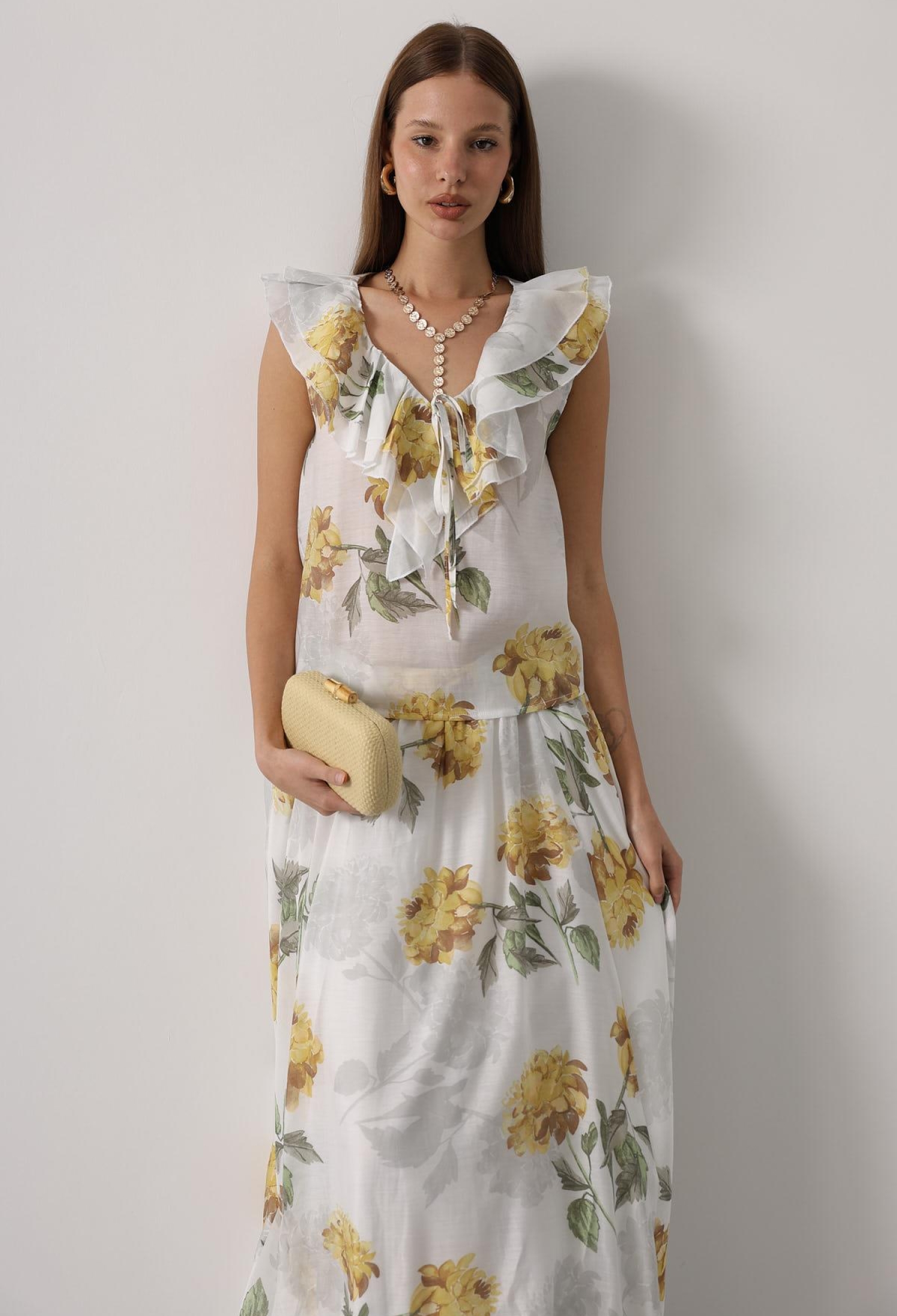 White Floral V-Neck Regular Fit Sleeveless Blouse - Brand: Reyon - Women & Kids, Baby Clothes Wholesale - TheBS Women