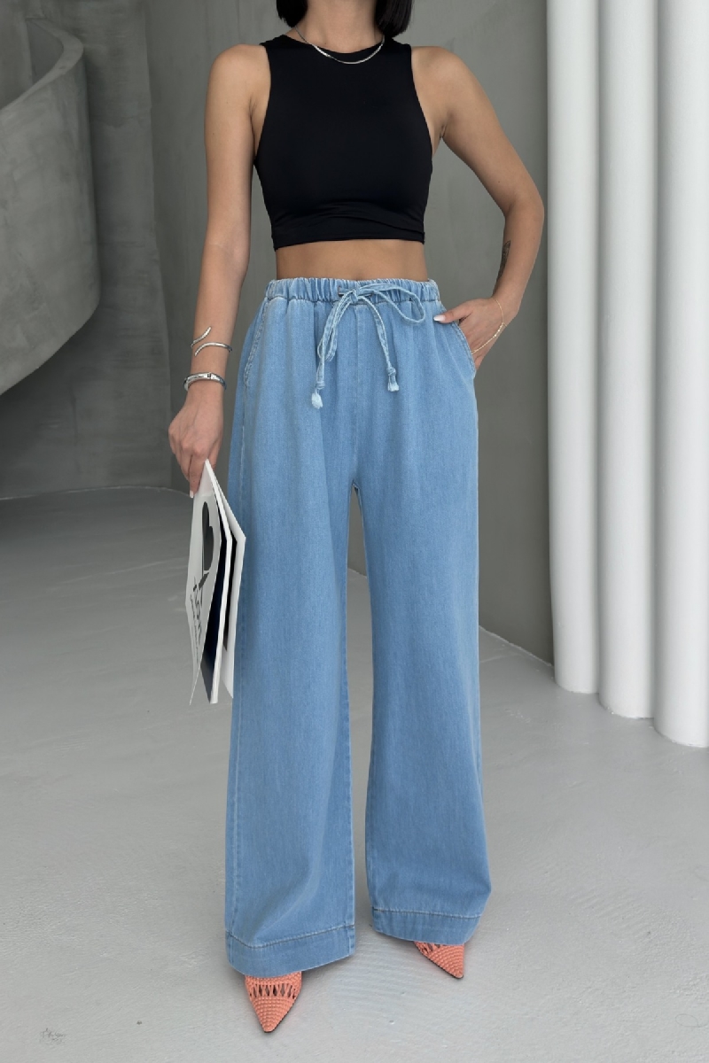 Casual Streetwear Cute Jeans - Brand: XLove - Women & Kids, Baby Clothes Wholesale - TheBS Women Casual Streetwear Cute Jeans - Brand: XLove - Women & Kids, Baby Clothes Wholesale - TheBS Women