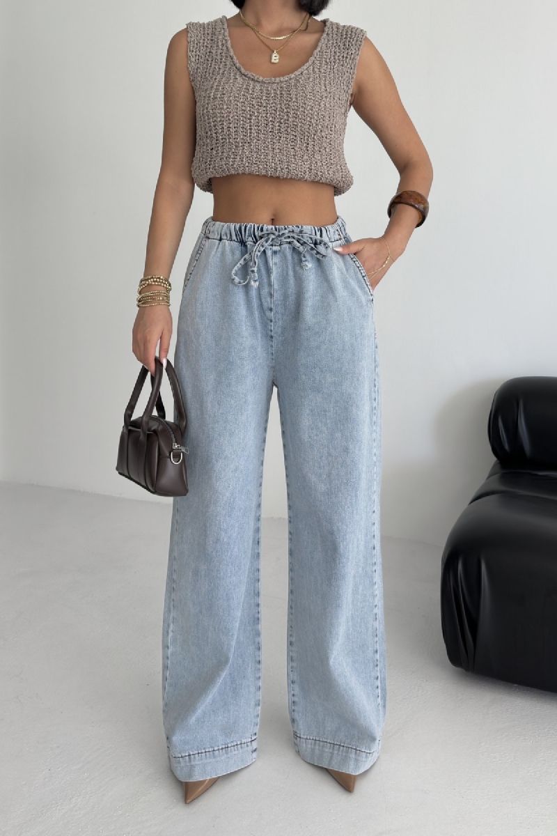 Casual Streetwear Vintage Jeans - Brand: XLove - Women & Kids, Baby Clothes Wholesale - TheBS Women Casual Streetwear Vintage Jeans - Brand: XLove - Women & Kids, Baby Clothes Wholesale - TheBS Women