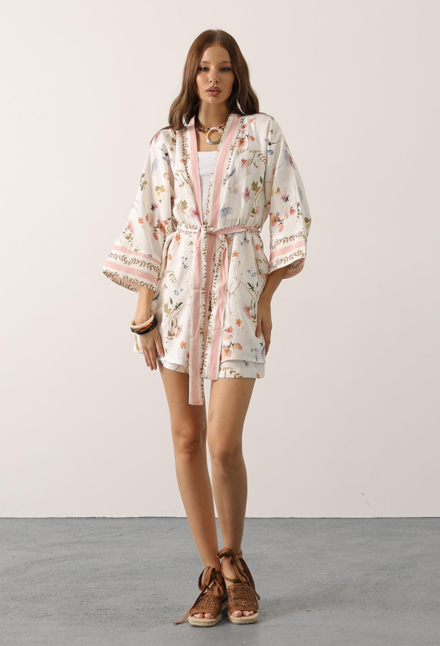 White Kimono With Floral Pattern And Shawl Collar - Brand: Reyon - Women & Kids, Baby Clothes Wholesale - TheBS Women