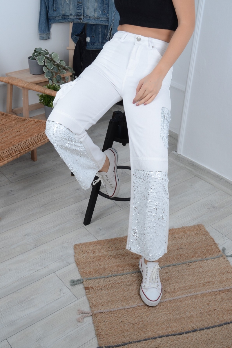 White Casual Glam Streetwear Jeans - Brand: XLove - Women & Kids, Baby Clothes Wholesale - TheBS Women White Casual Glam Streetwear Jeans - Brand: XLove - Women & Kids, Baby Clothes Wholesale - TheBS Women