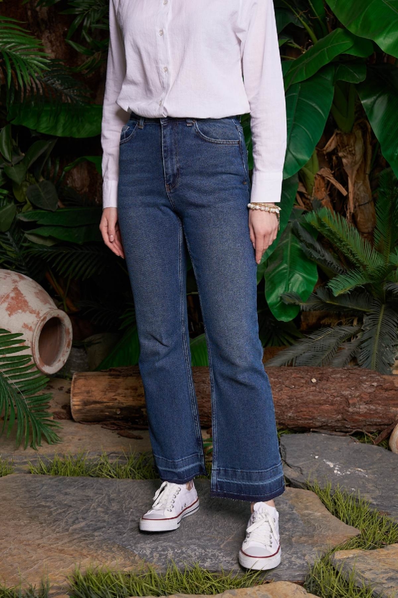 Blue Mom Jeans High Waist Cropped Straight Leg - Brand: XLove - Women & Kids, Baby Clothes Wholesale - TheBS Women Blue Mom Jeans High Waist Cropped Straight Leg - Brand: XLove - Women & Kids, Baby Clothes Wholesale - TheBS Women