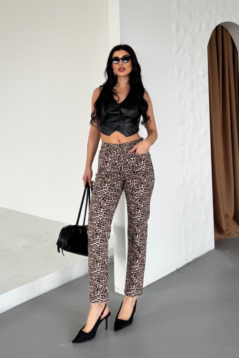 Mom Fit Jeans - Brand: XLove - Women & Kids, Baby Clothes Wholesale - TheBS Women Mom Fit Jeans - Brand: XLove - Women & Kids, Baby Clothes Wholesale - TheBS Women