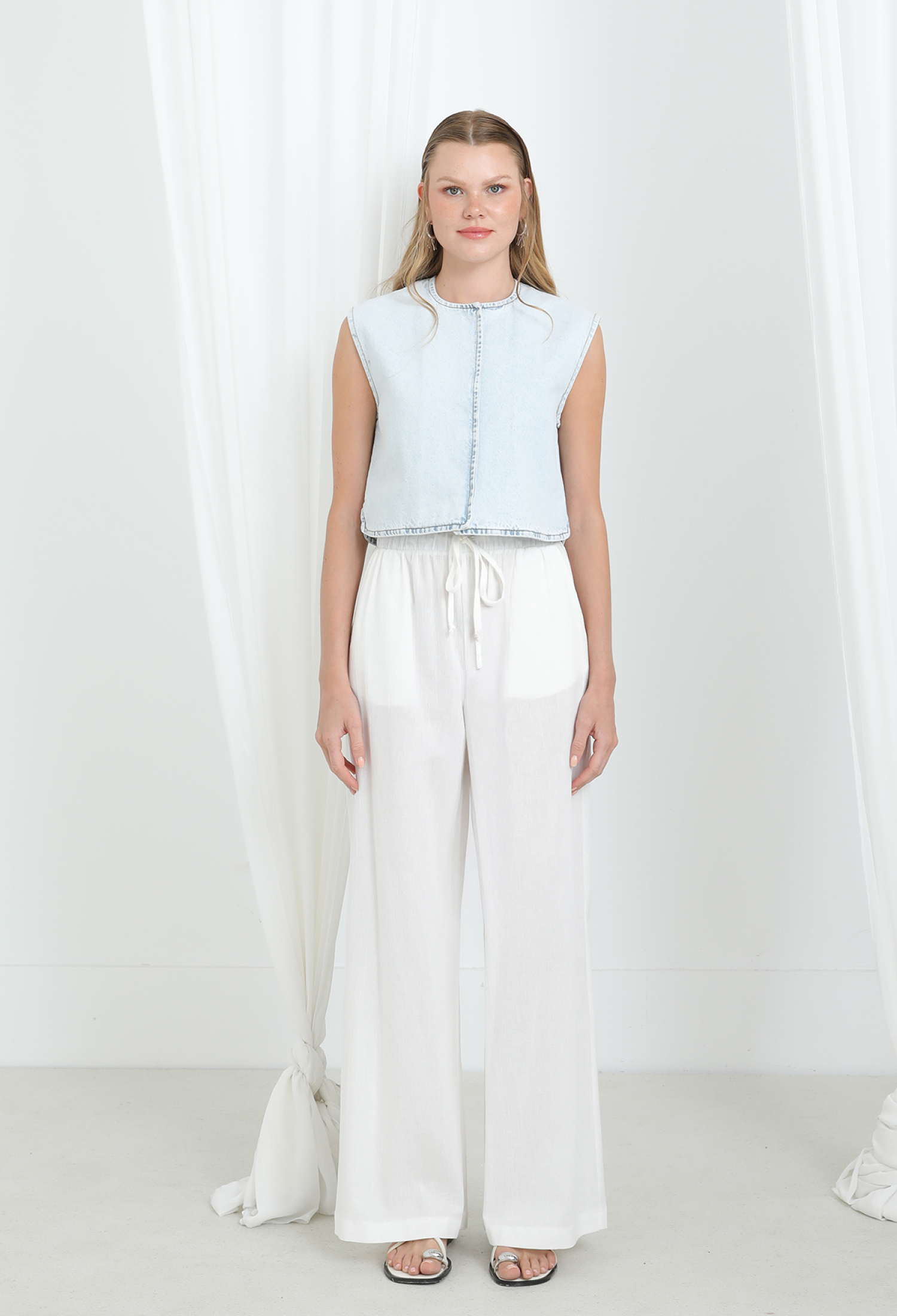 White Palazzo Pants With Drawstring And Wide Leg - Brand: SOUL - Women & Kids, Baby Clothes Wholesale - TheBS Women