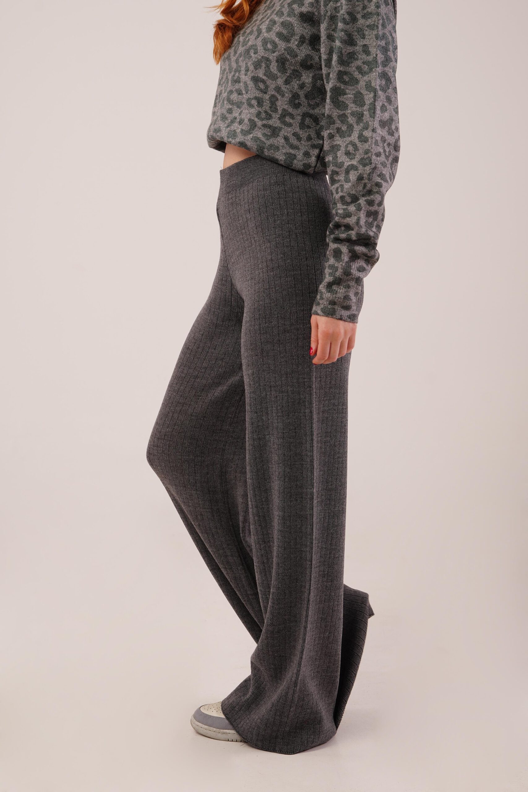 Grey Palazzo Pants With Wide Leg And Mid Waist - Brand: Lustrin - Women & Kids, Baby Clothes Wholesale - TheBS Women Grey Palazzo Pants With Wide Leg And Mid Waist - Brand: Lustrin - Women & Kids, Baby Clothes Wholesale - TheBS Women