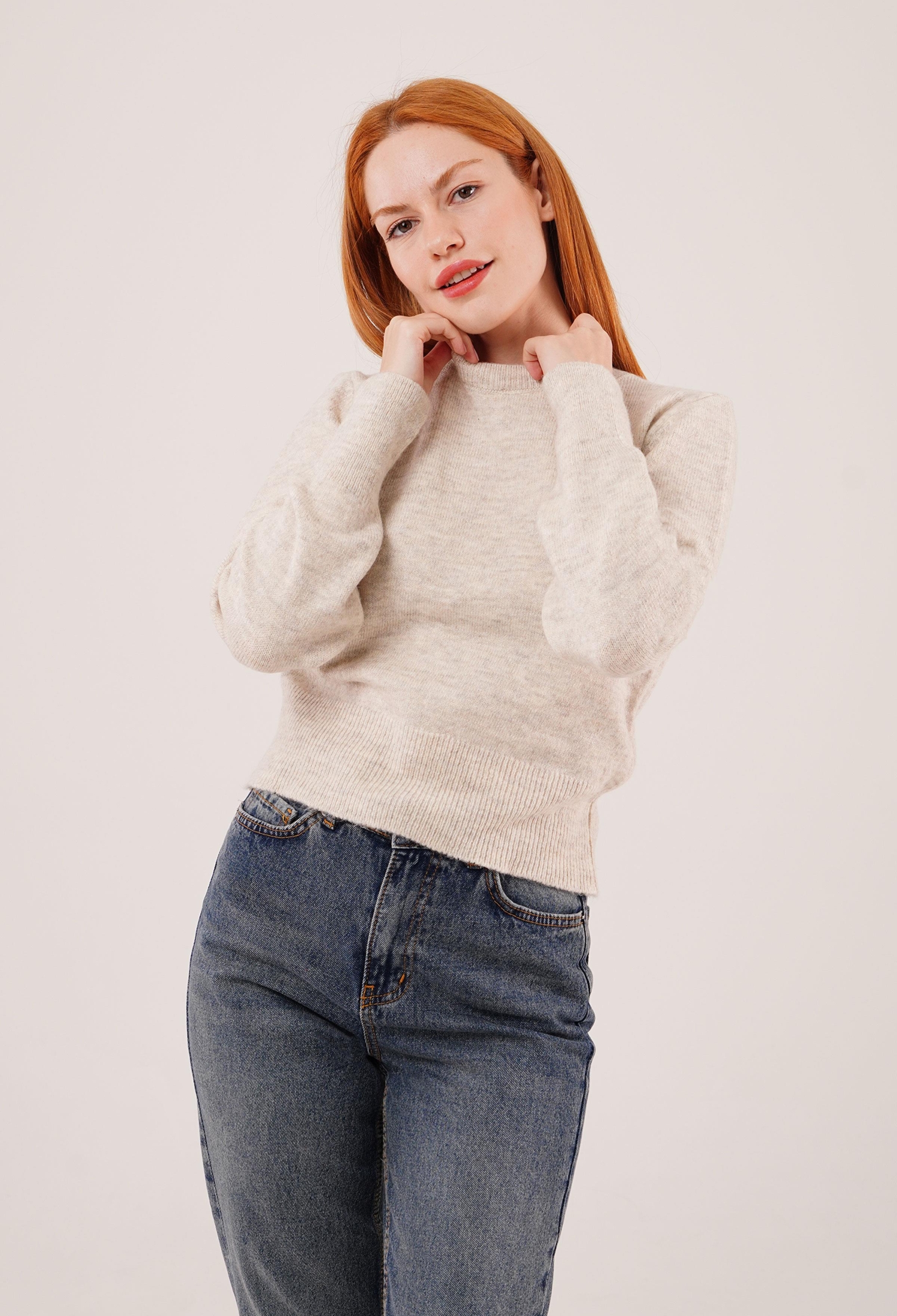 Beige Casual Sweater With Round Neck And Long Sleeves - Brand: Lustrin - Women & Kids, Baby Clothes Wholesale - TheBS Women