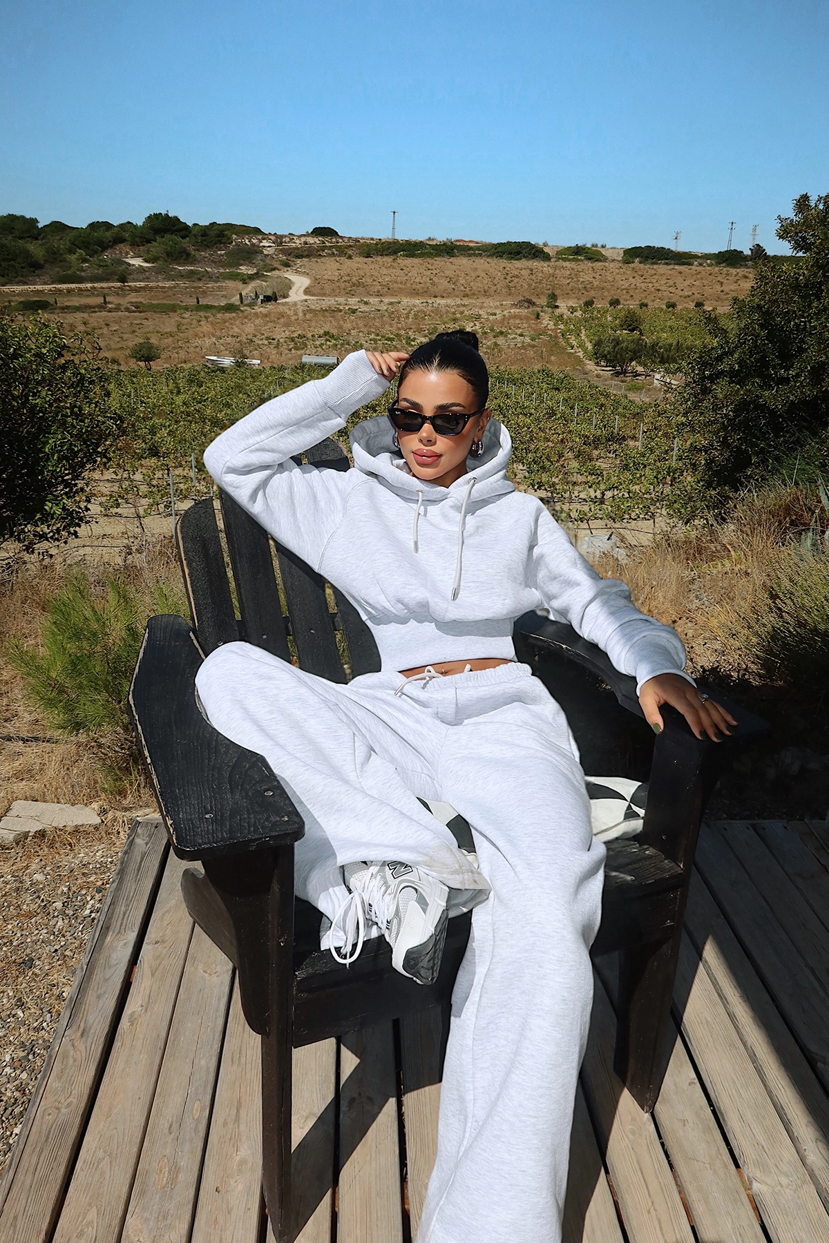 Oversized Fit Casual Sport Tracksuit - Brand: EYYO ATELIER - Women & Kids, Baby Clothes Wholesale - TheBS Women Oversized Fit Casual Sport Tracksuit - Brand: EYYO ATELIER - Women & Kids, Baby Clothes Wholesale - TheBS Women