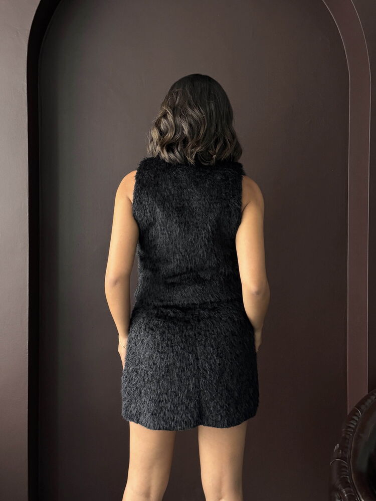 Elegant Fitted Vest – Brand: Topshow – Women & Kids, Baby Clothes Wholesale – TheBS Women