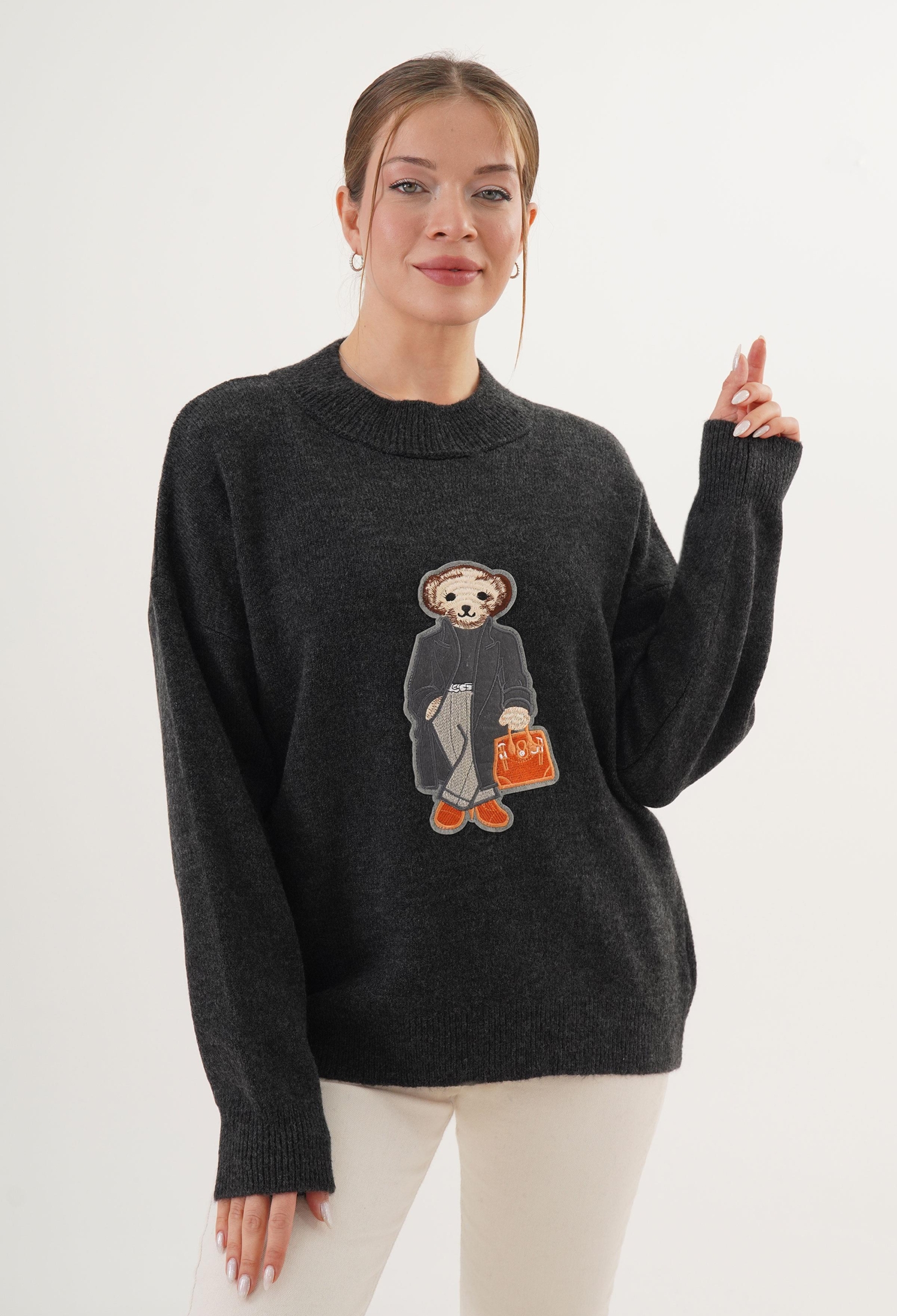 Black Oversized Fit Casual Sweater With Round Neck - Brand: Lustrin - Women & Kids, Baby Clothes Wholesale - TheBS Women