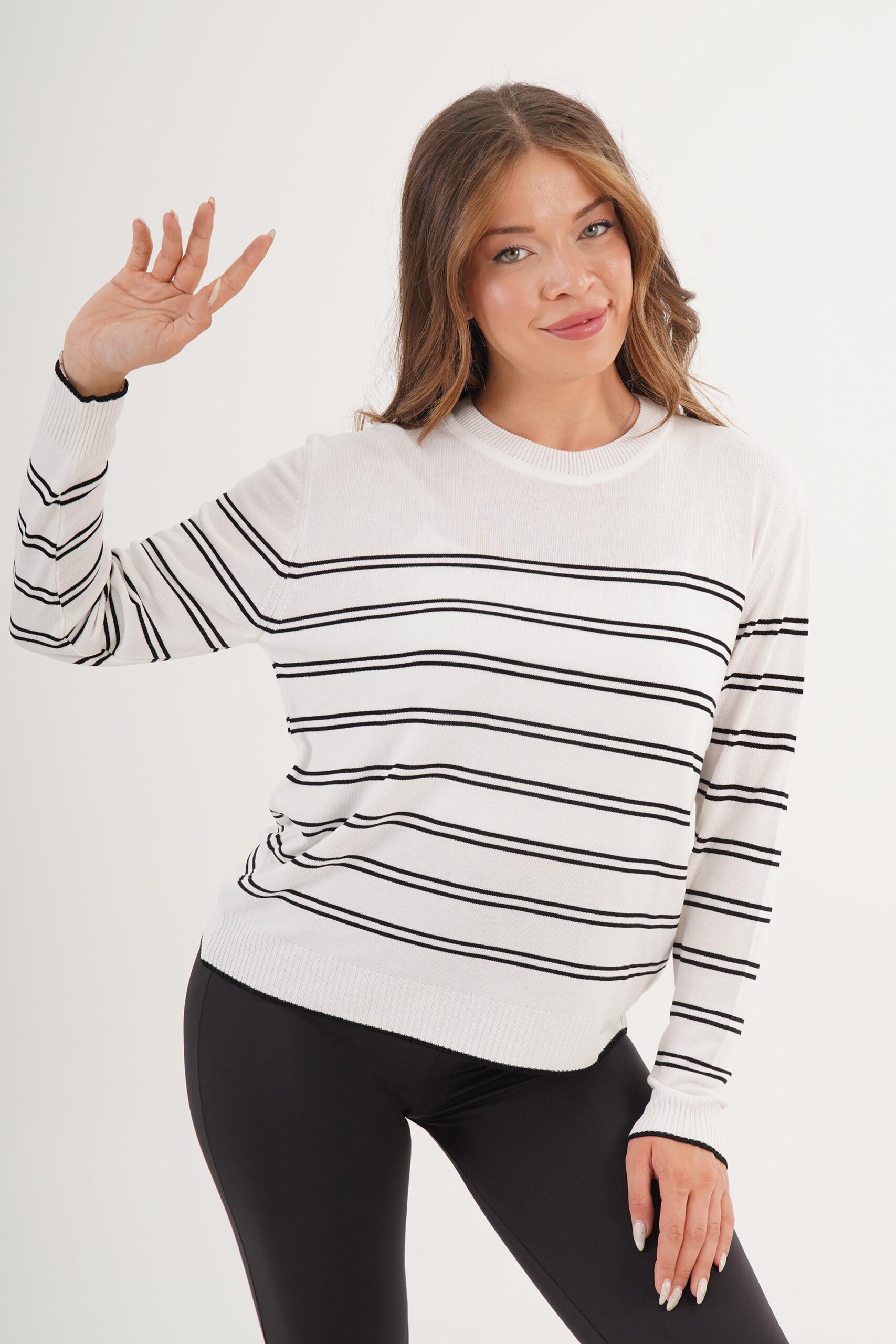Striped Crew Neck Casual Sweater - Brand: Lustrin - Women & Kids, Baby Clothes Wholesale - TheBS Women Striped Crew Neck Casual Sweater - Brand: Lustrin - Women & Kids, Baby Clothes Wholesale - TheBS Women