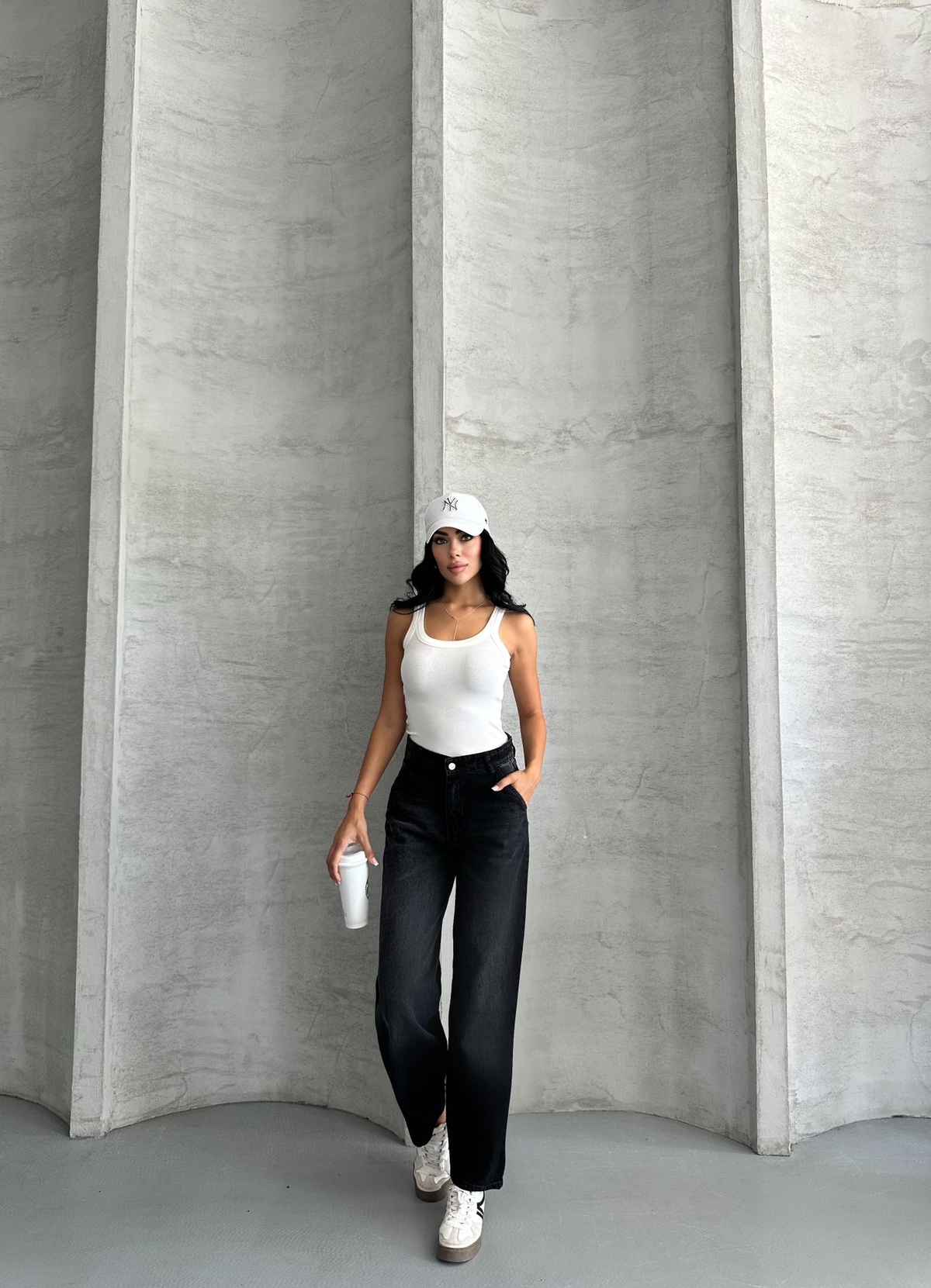 Black High Waist Mom Jeans With Buttoned Closure - Brand: My Jest Fashion - Women & Kids, Baby Clothes Wholesale - TheBS Women Black High Waist Mom Jeans With Buttoned Closure - Brand: My Jest Fashion - Women & Kids, Baby Clothes Wholesale - TheBS Women