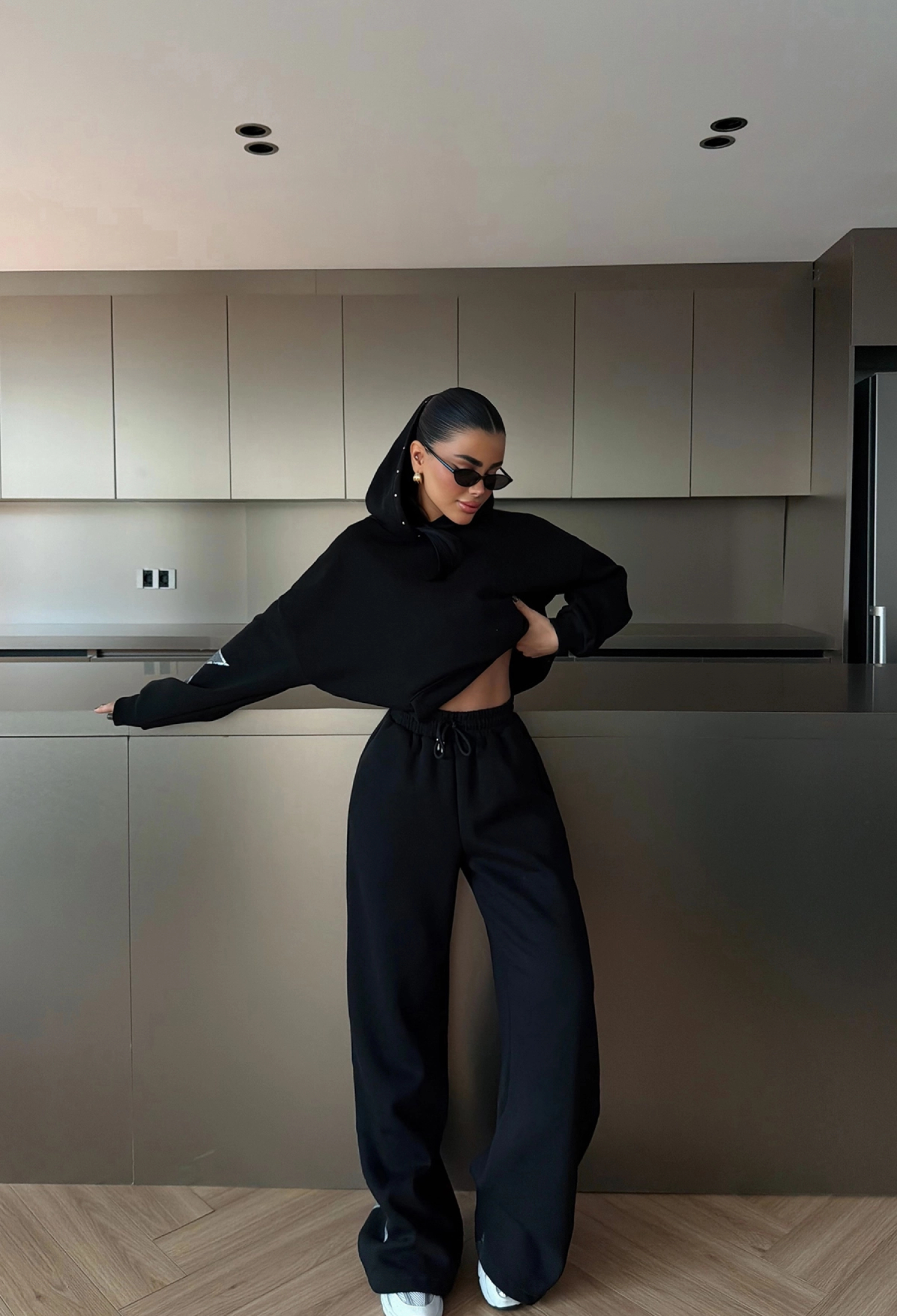 Oversized Fit Tracksuit With Kangaroo Pocket - Brand: EYYO ATELIER - Women & Kids, Baby Clothes Wholesale - TheBS Women