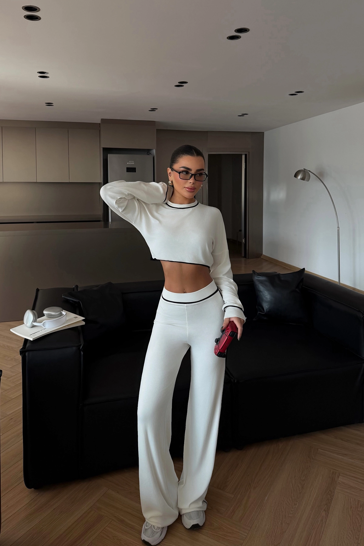 Elegant Suit With Wide Leg Palazzo Pants - Brand: EYYO ATELIER - Women & Kids, Baby Clothes Wholesale - TheBS Women Elegant Suit With Wide Leg Palazzo Pants - Brand: EYYO ATELIER - Women & Kids, Baby Clothes Wholesale - TheBS Women