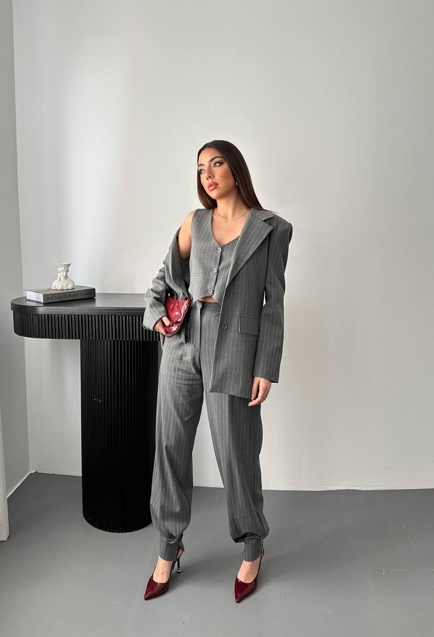 Elegant Striped Set With Balloon Leg Pants - Brand: Elisa - Women & Kids, Baby Clothes Wholesale - TheBS Women