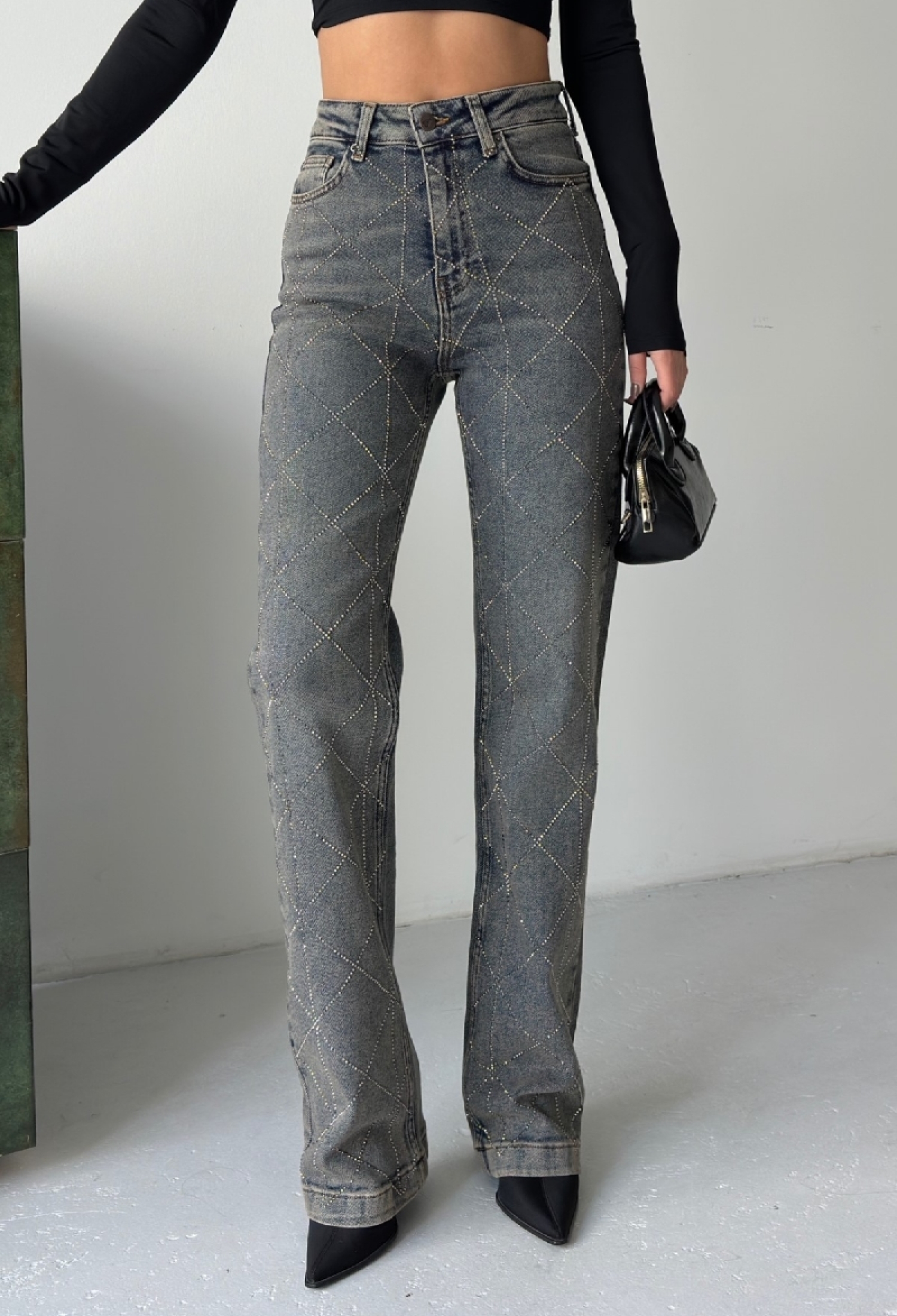 Grey Checkered Mom Jeans With High Waist And Patch Pocket - Brand: XLove - Women & Kids, Baby Clothes Wholesale - TheBS Women